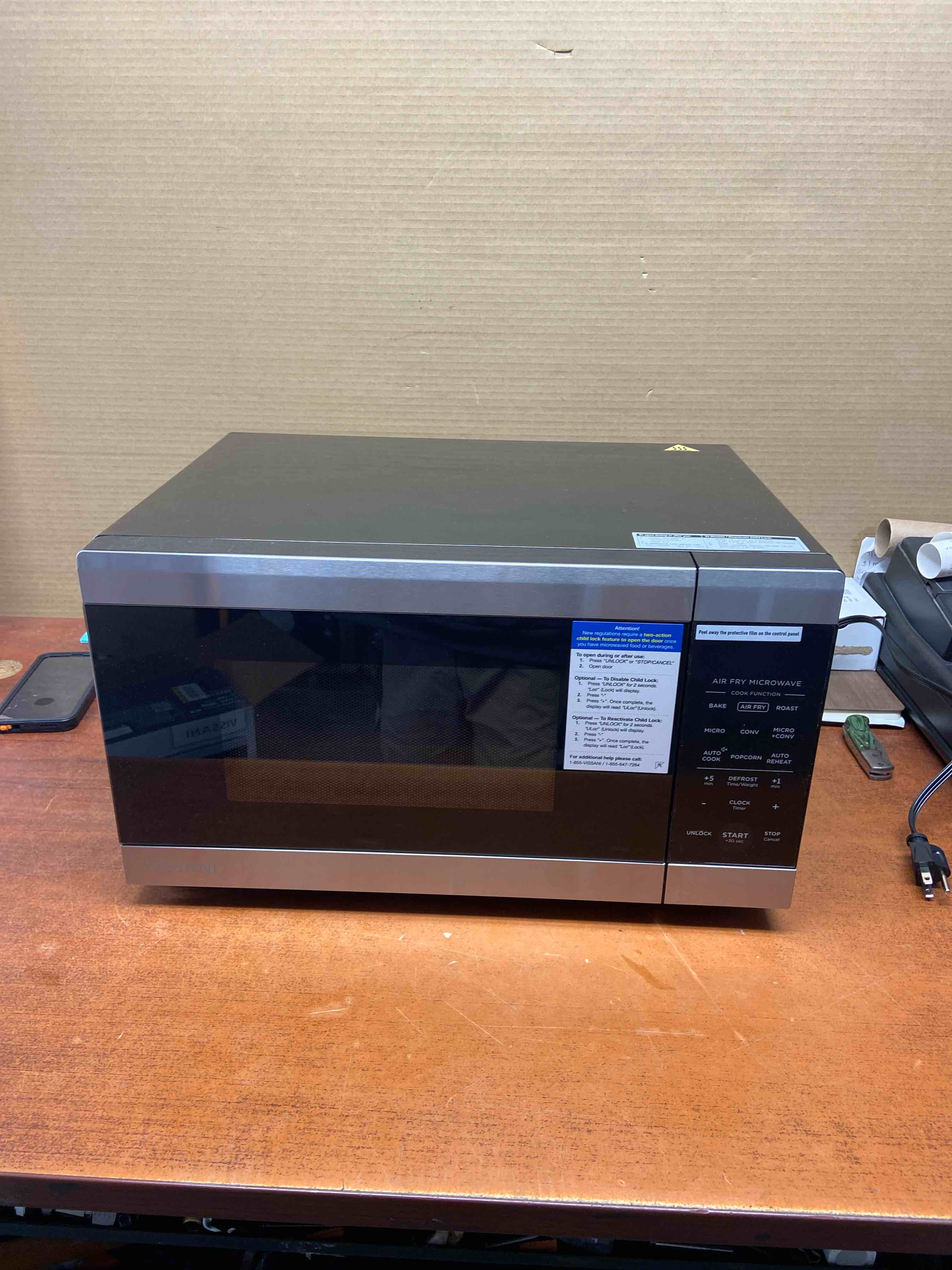 19 in. 0.9 cu. ft. 900-Watt Countertop Microwave Oven in Stainless Steel with Convection and Air Fry