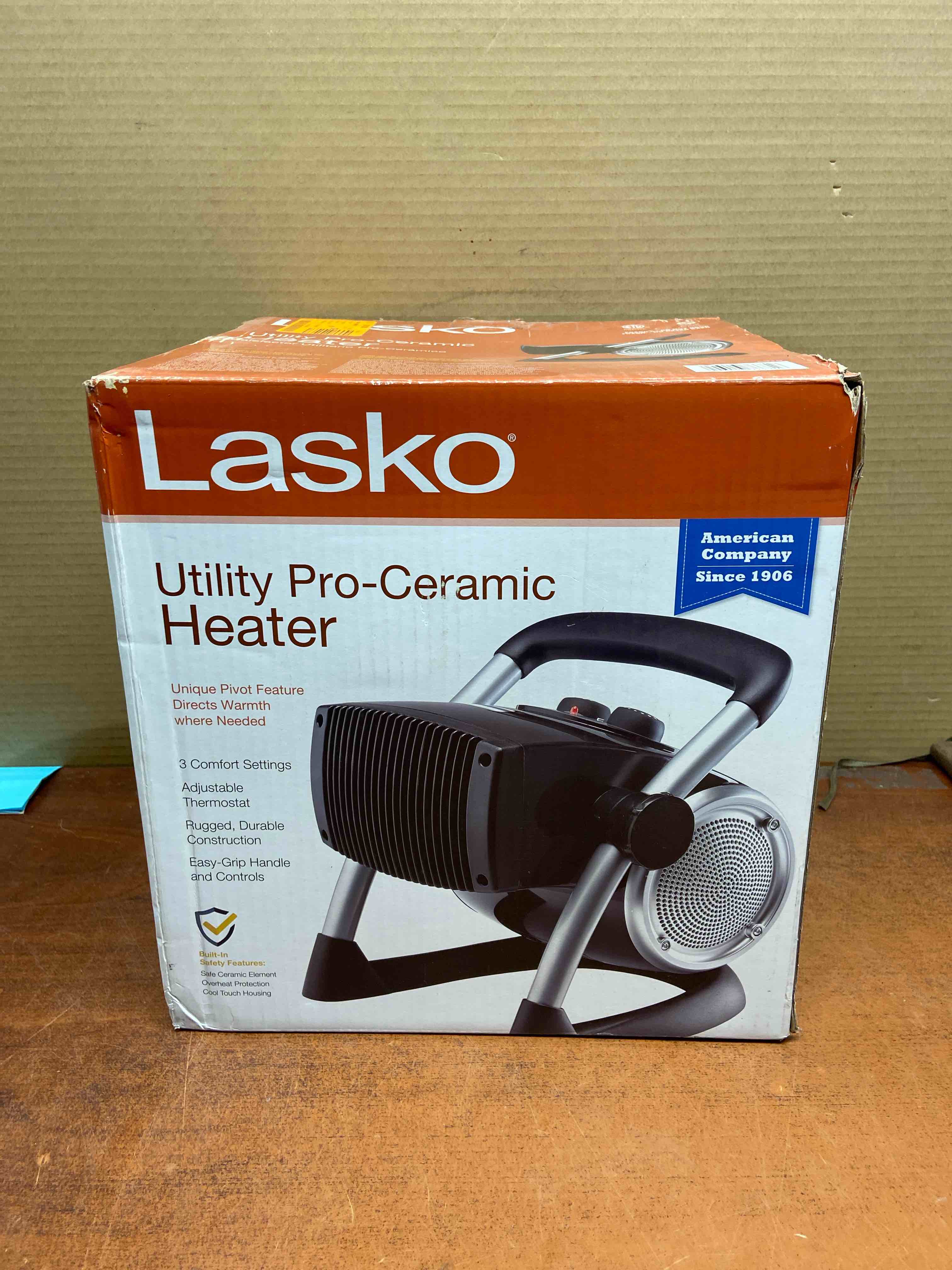 Lasko Pro Portable Electric 1500W Ceramic Utility Room Space Heater  Silver