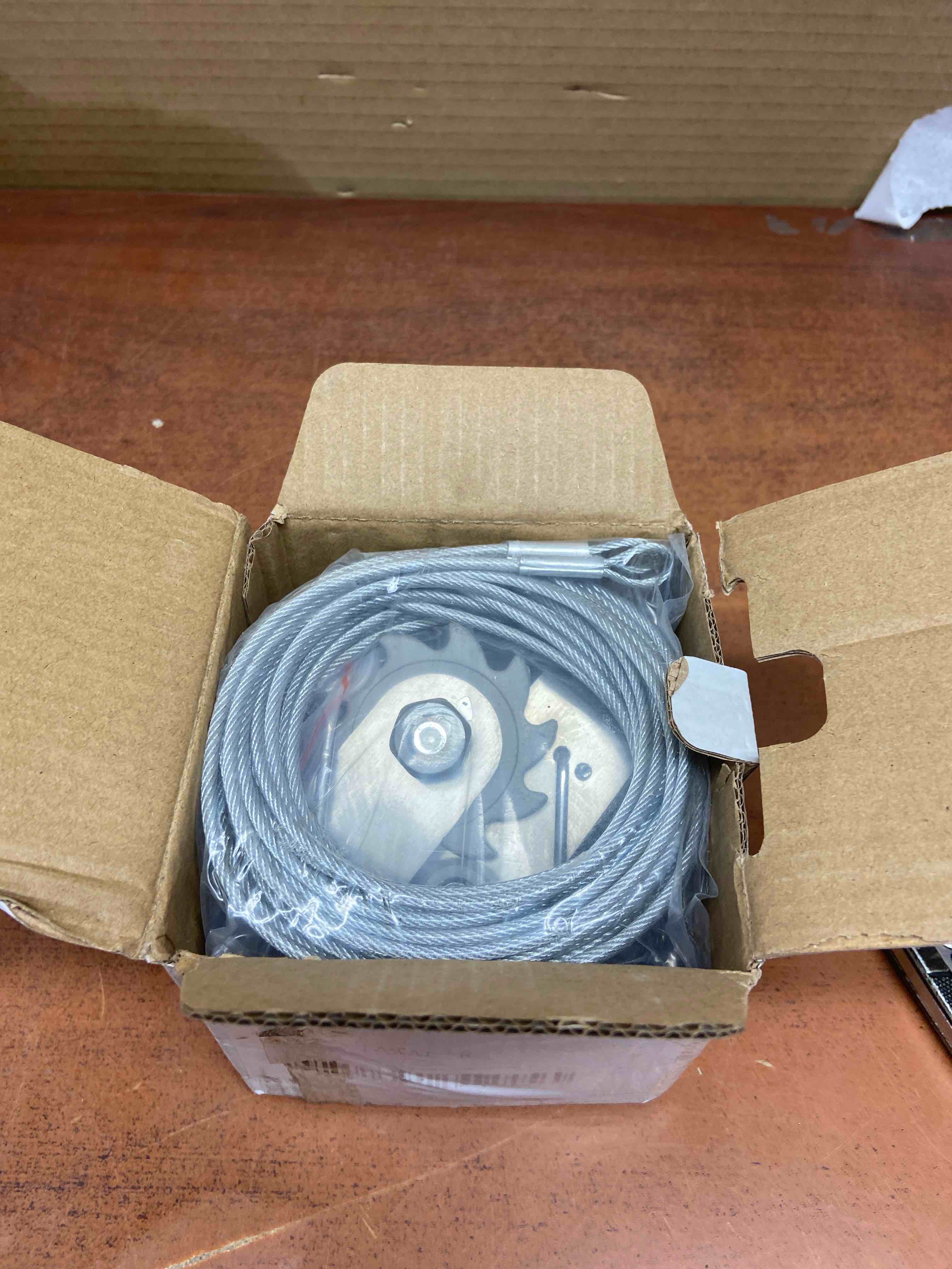 Condition photo showing New/Like New for top notch ratcheting shade sail tie down