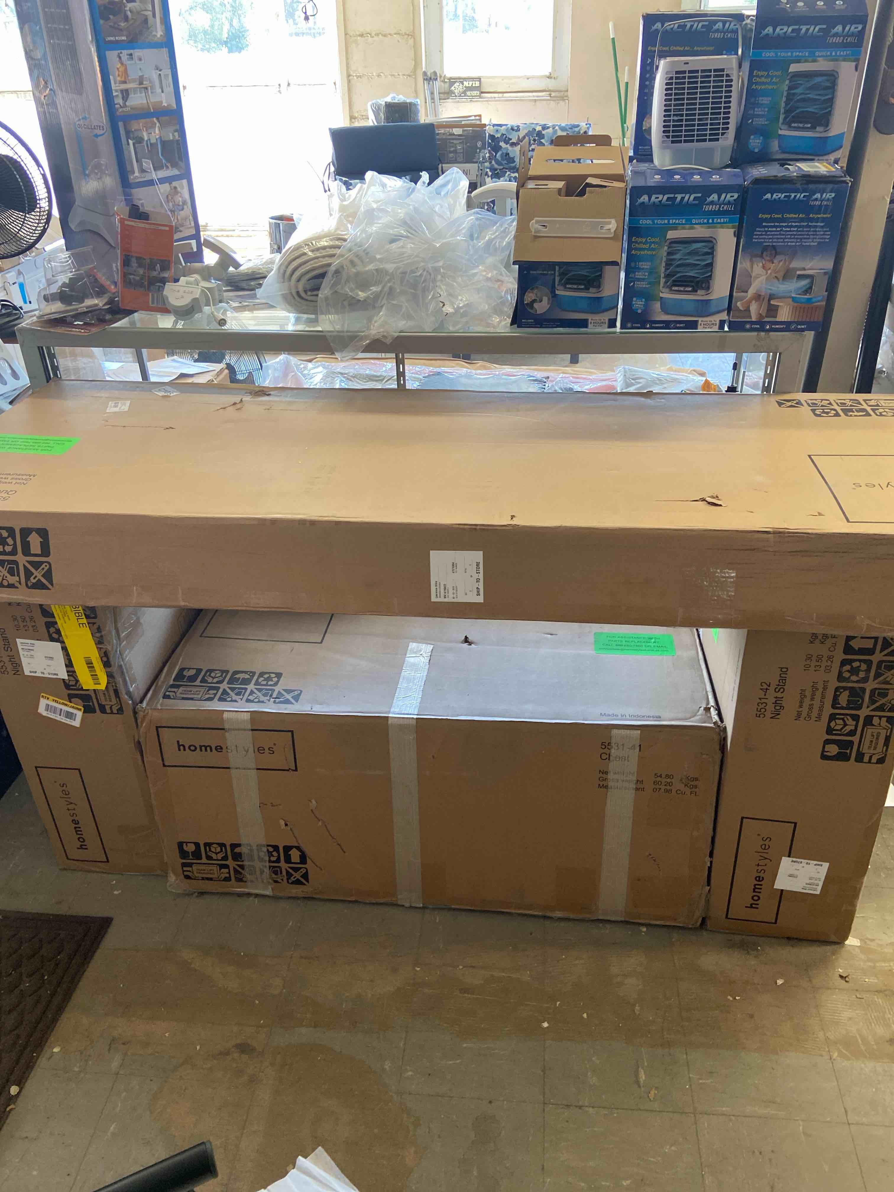 Condition photo showing New/Like New for bedford 4 piece black queen bedroom set