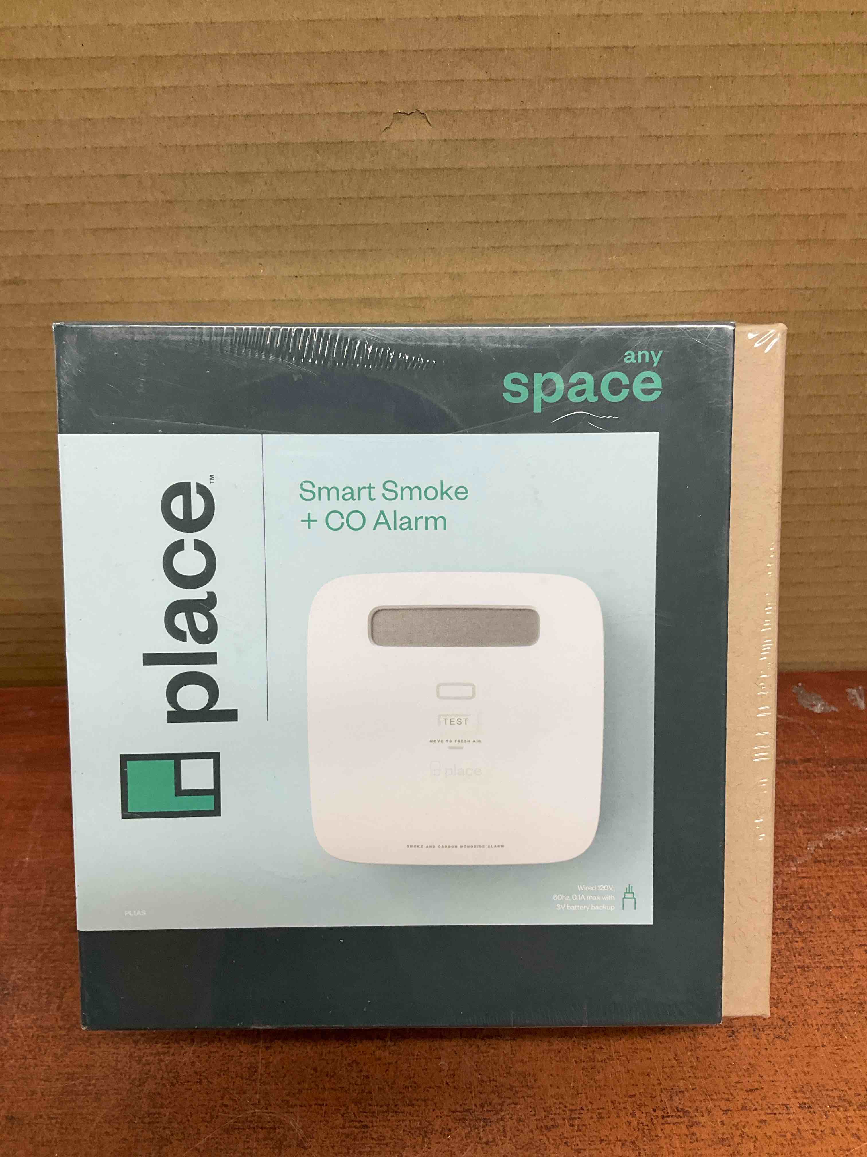 any space-smart smoke and carbon monoxide detector and alarm-hardwired with battery backup pl1as