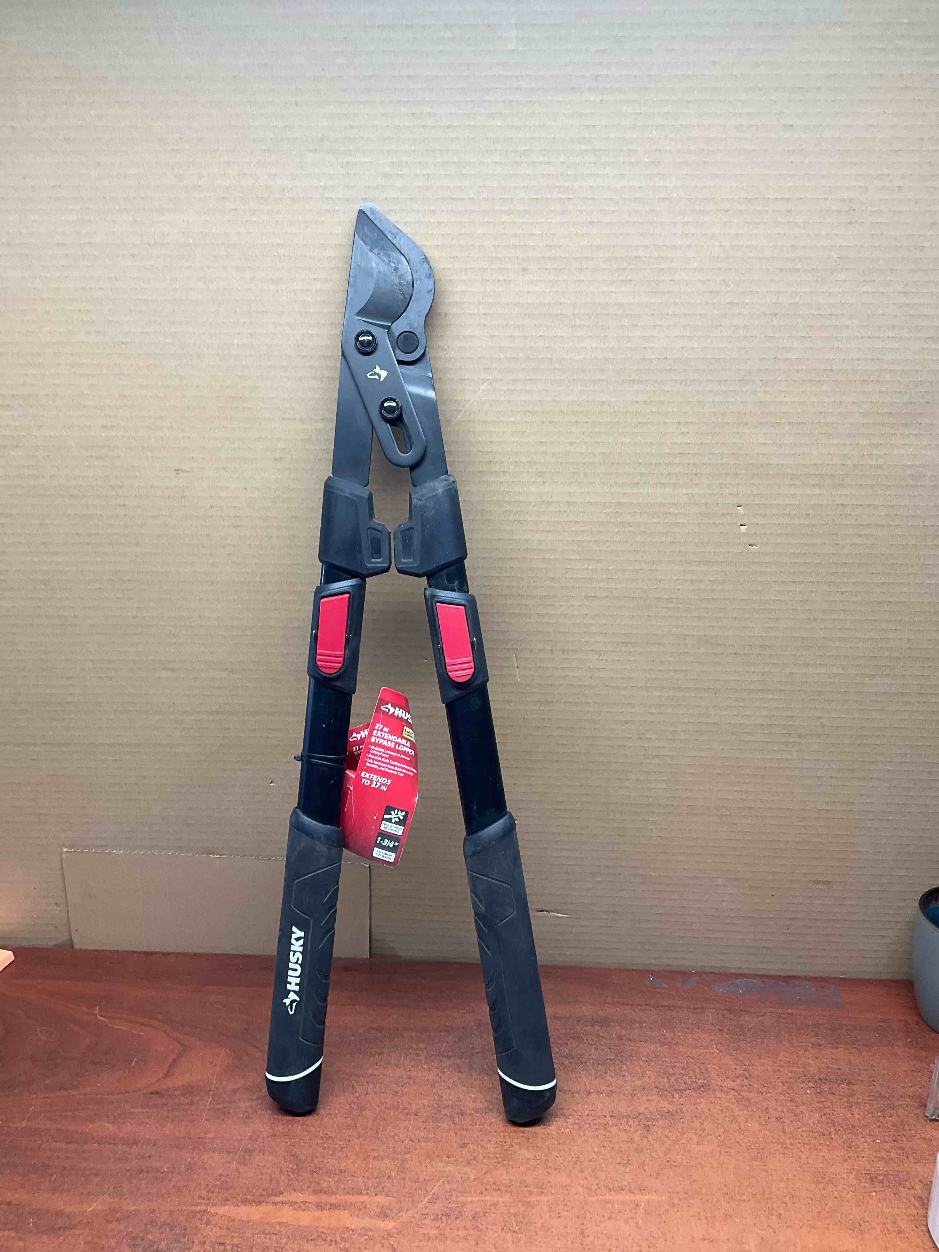 https://s3.amazonaws.com/lotting-images-prod/johnsoncity/RED3396453_1751302539393.jpeg