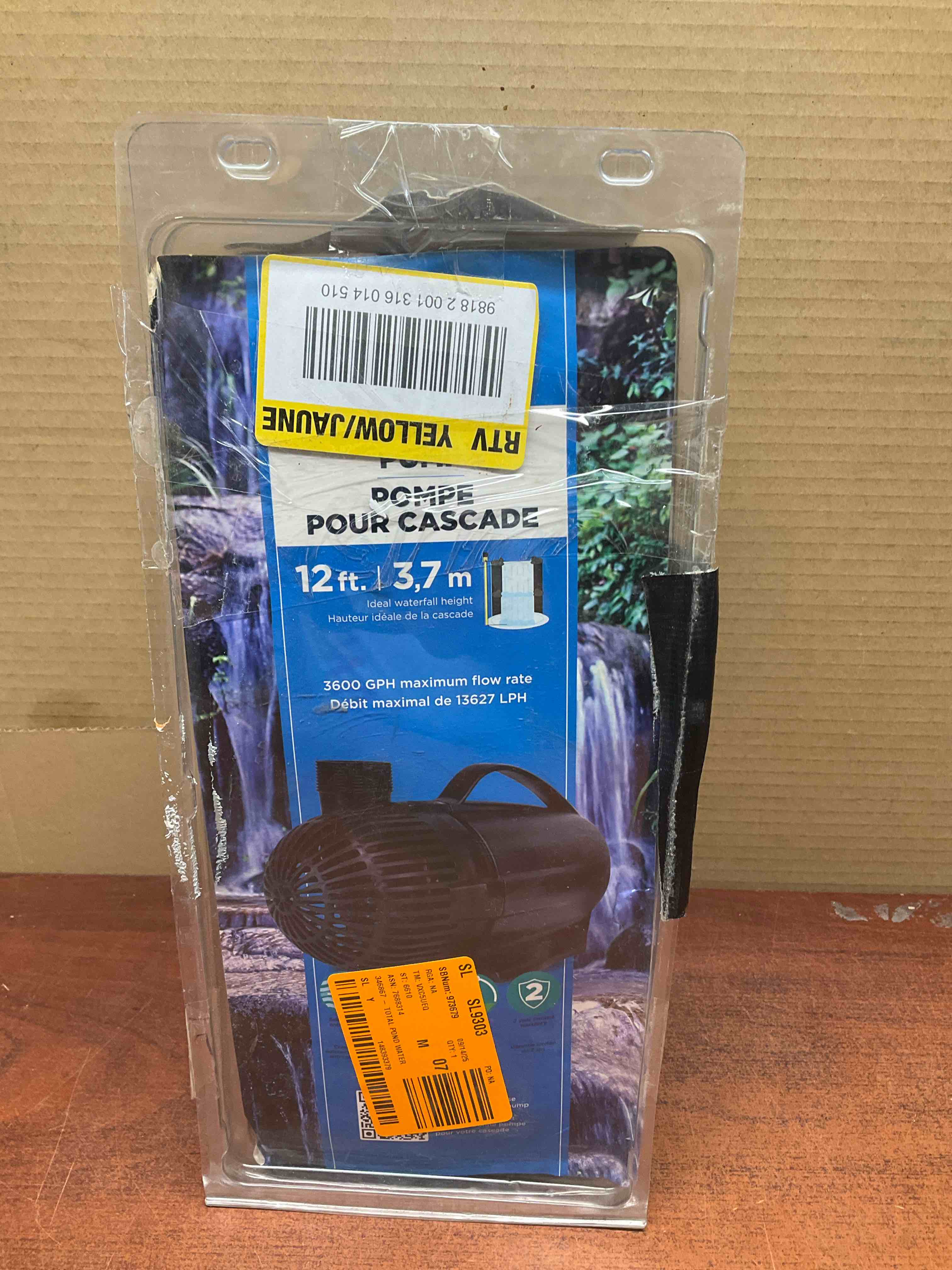 TotalPond LL3600 GPH Waterfall Pump with Revolution Pump Technology** pump was previously used working condition= it turns on ***