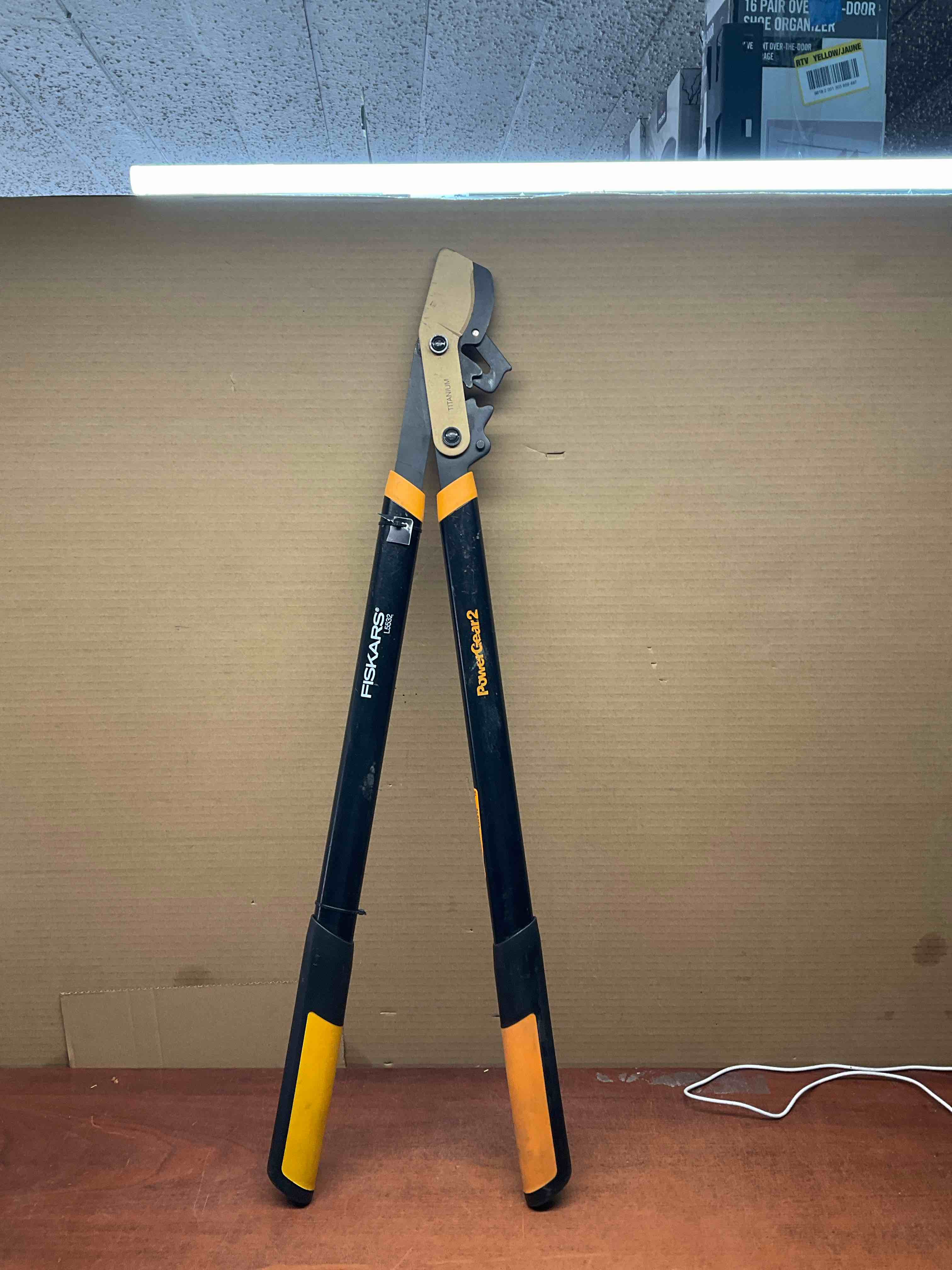 Fiskars Power Gear 2 Titanium looper’s 28”
