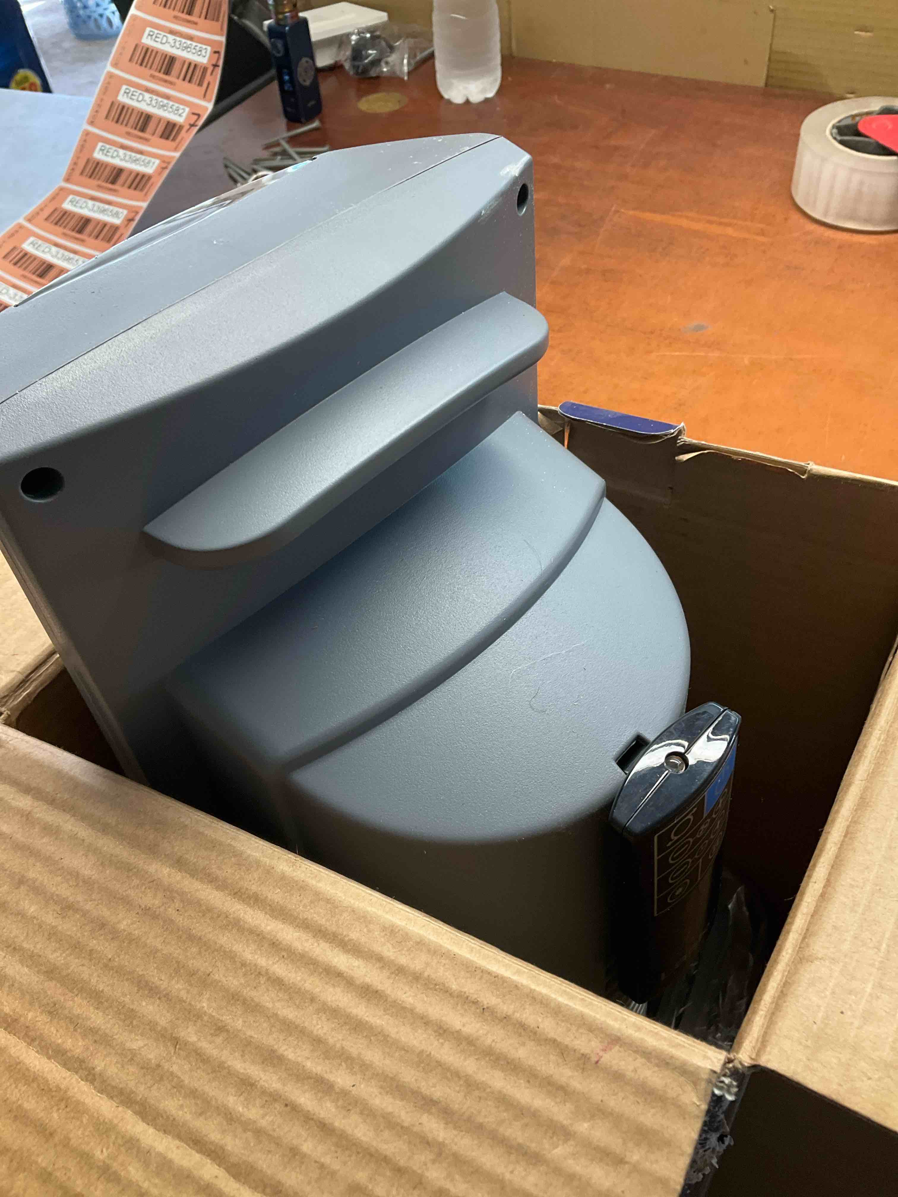 https://s3.amazonaws.com/lotting-images-prod/johnsoncity/RED3396577_1760471512025.jpeg