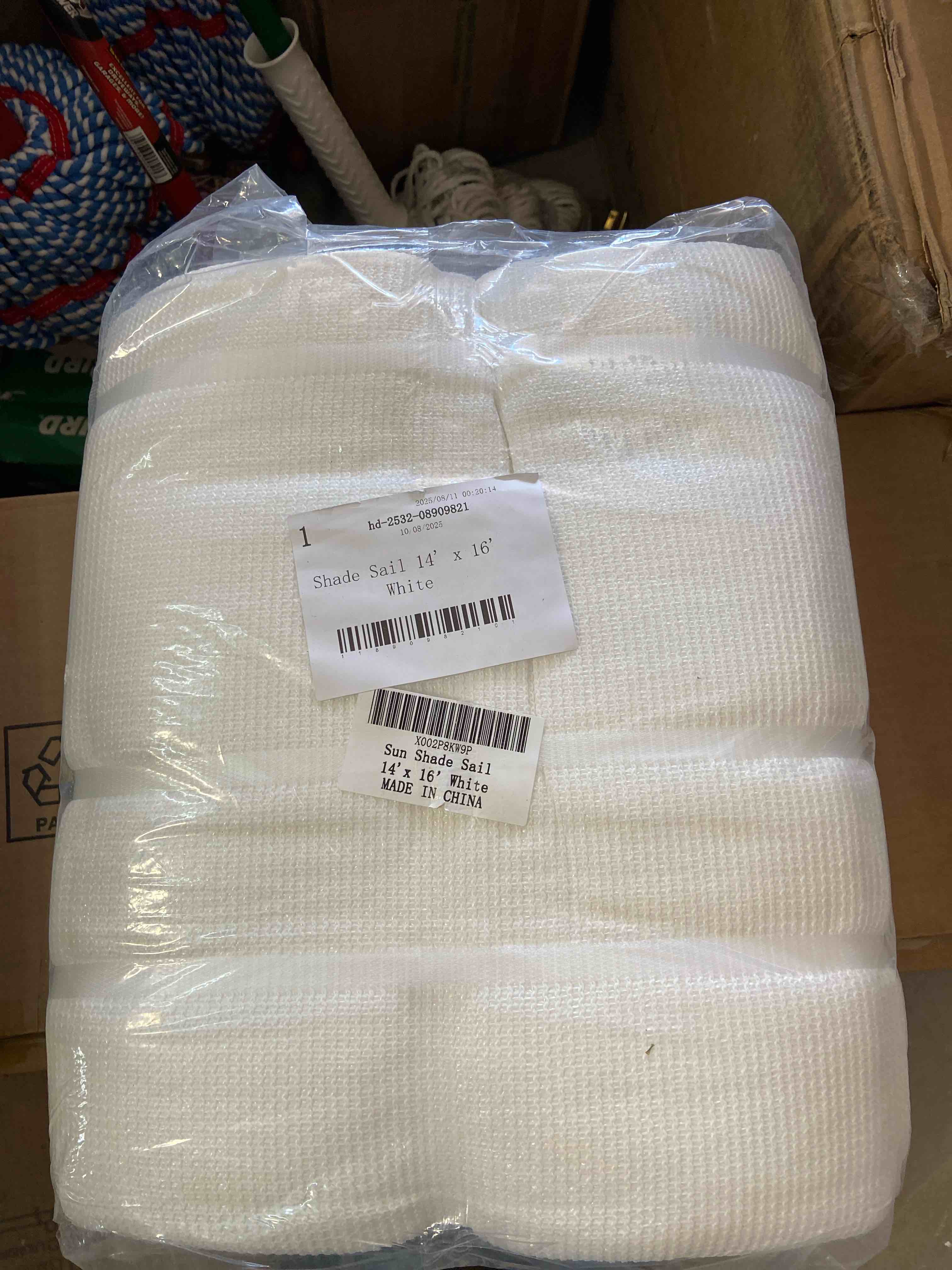 shade sail 14’ x16’ white 