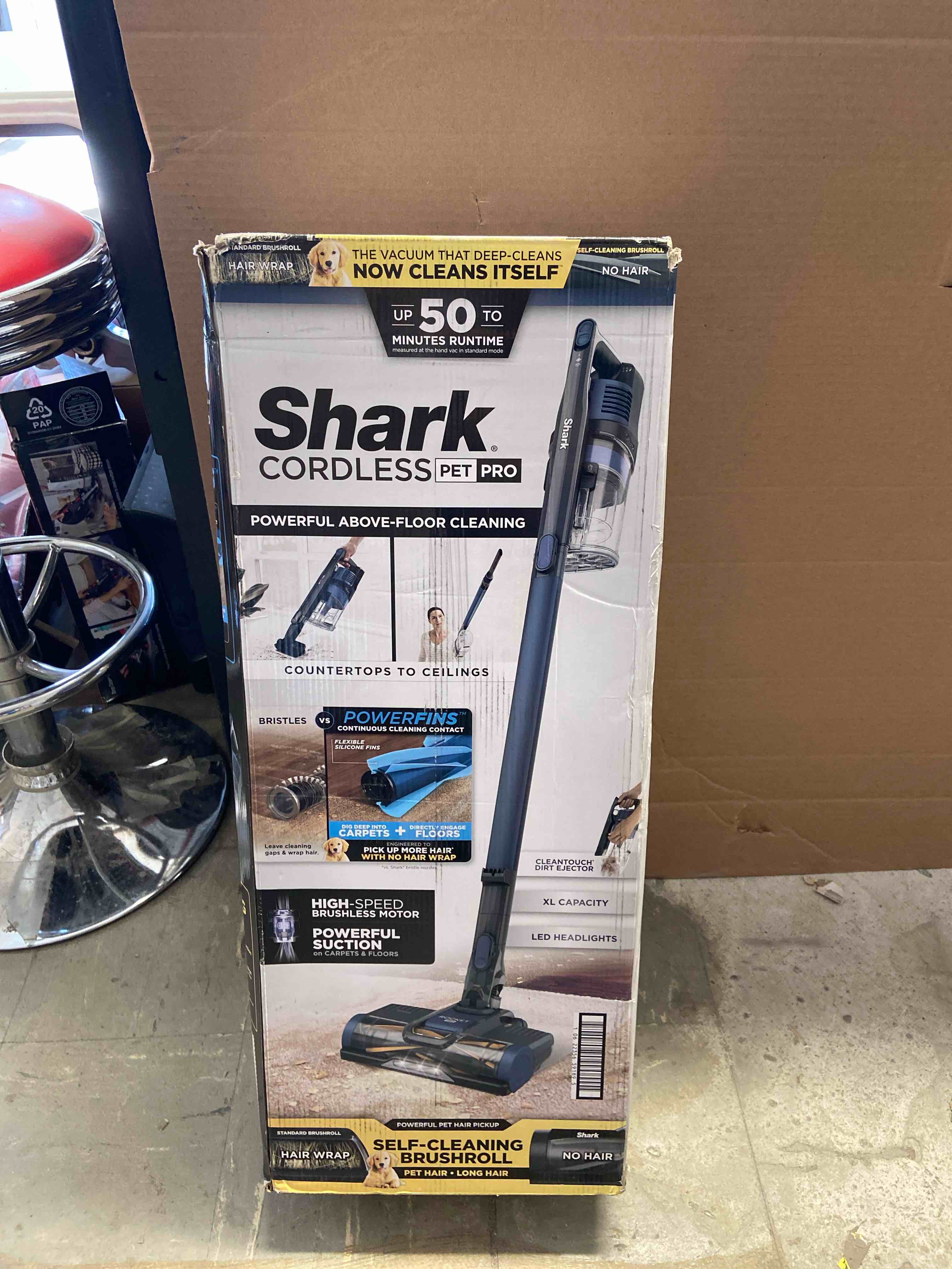 Shark Pet Pro Cordless Stick Vacuum Cleaner IZ142HD