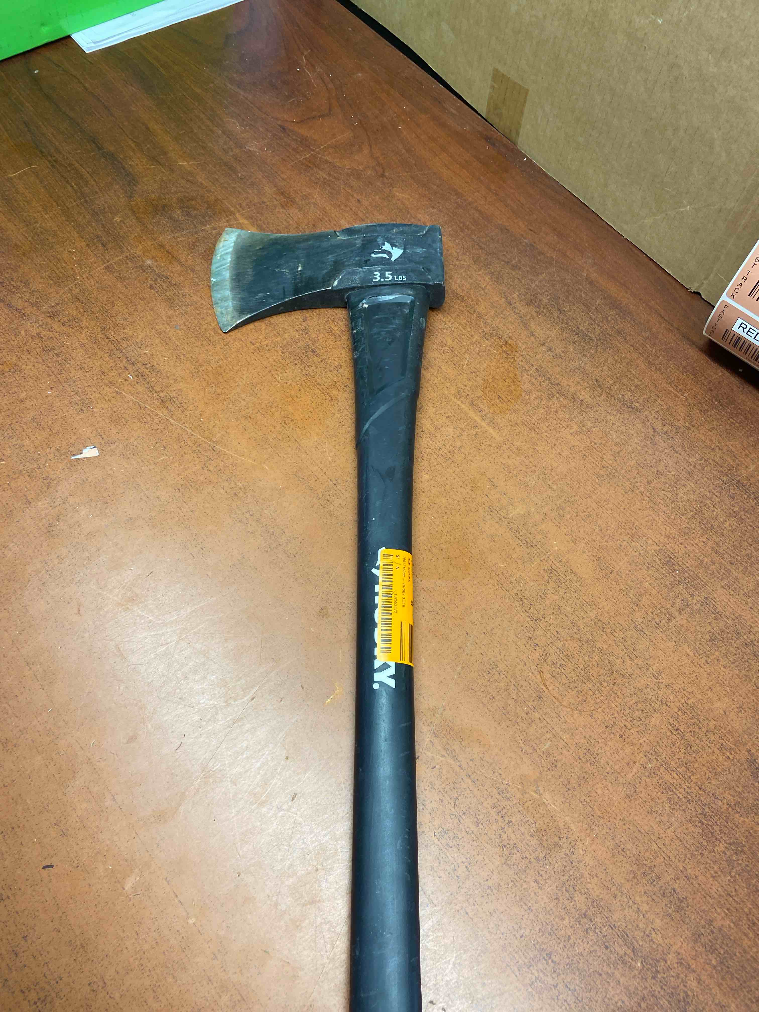 Husky 3.5# axe ** please see pictures for condition **