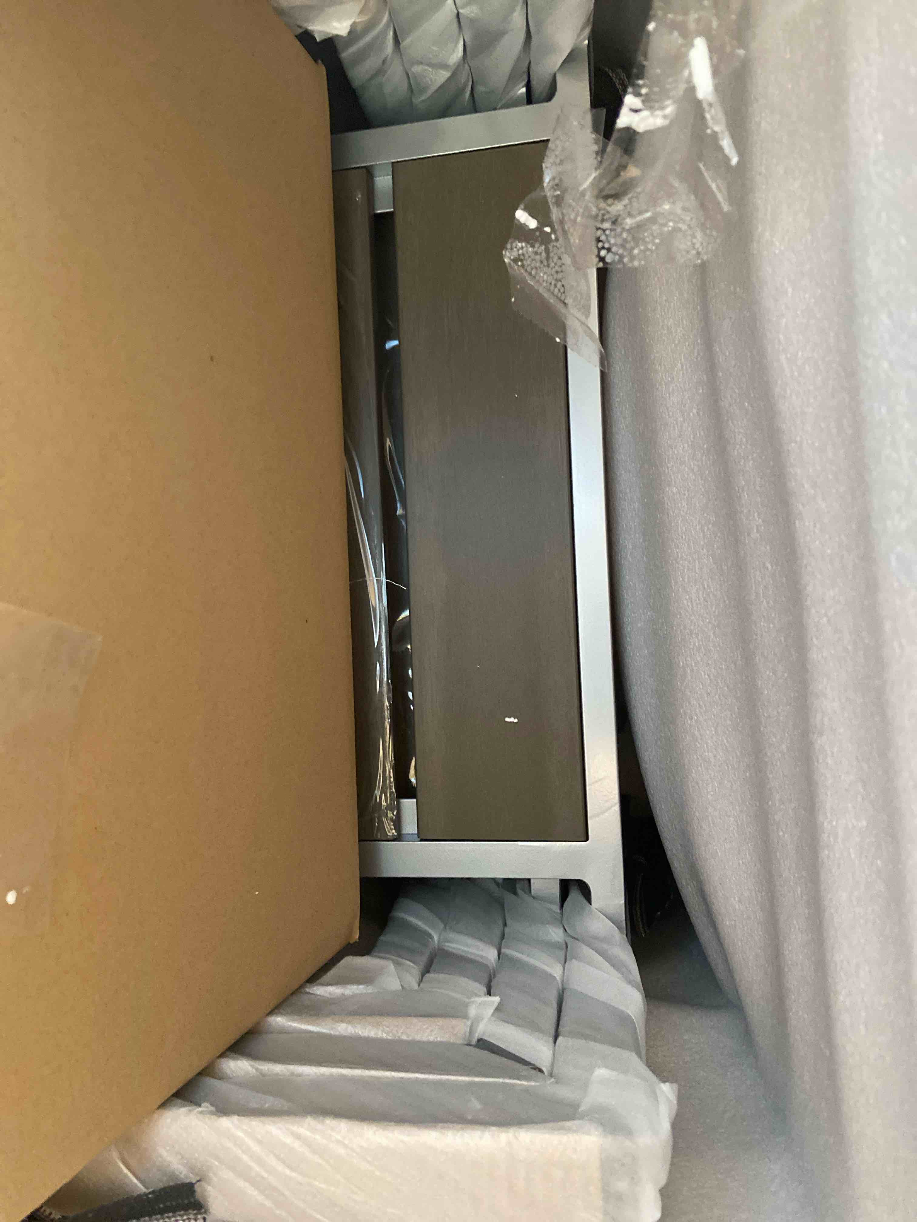 https://s3.amazonaws.com/lotting-images-prod/johnsoncity/RED3398808_1727465954192.jpeg
