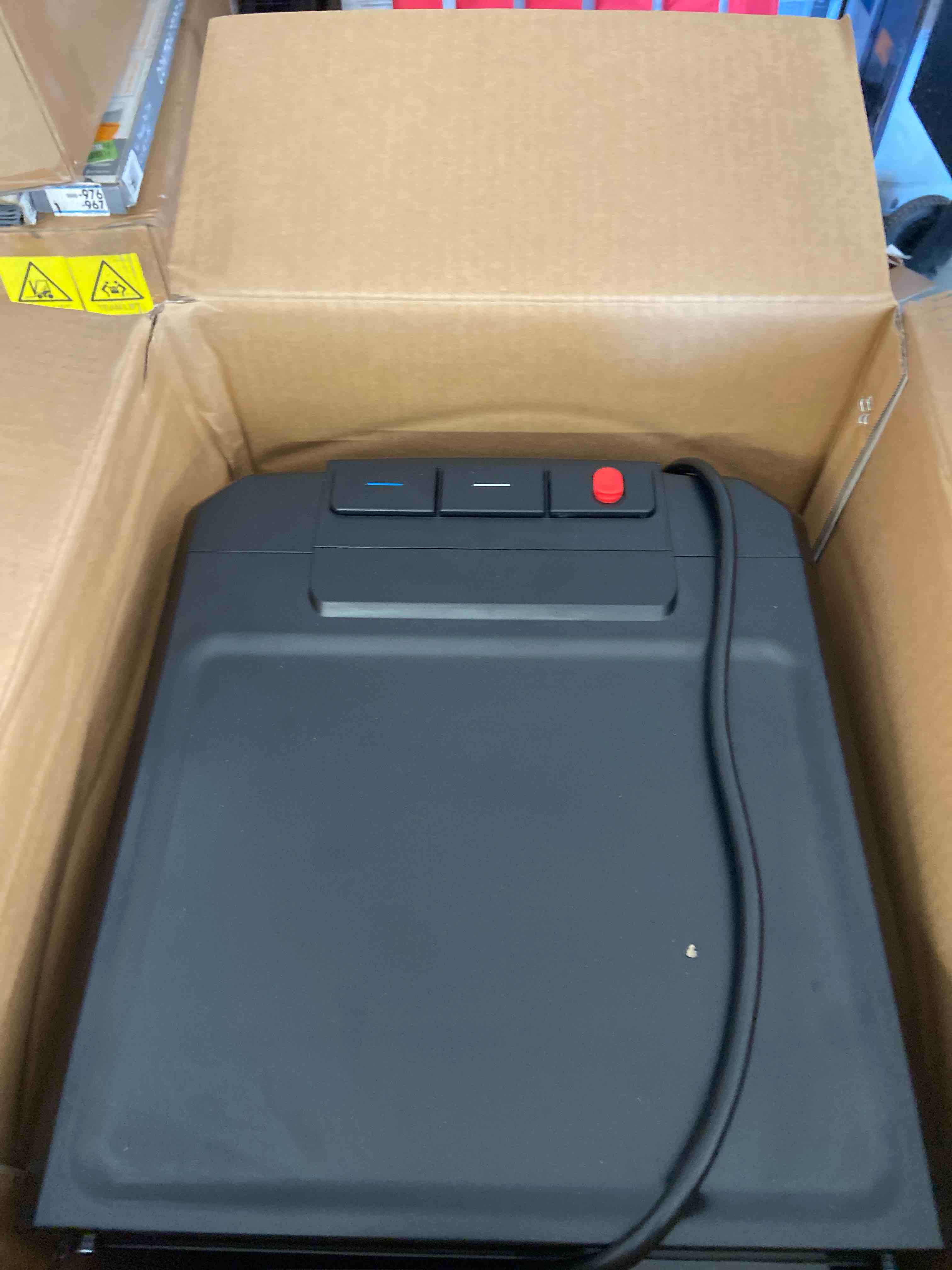 https://s3.amazonaws.com/lotting-images-prod/johnsoncity/RED3398935_1729790455206.jpeg