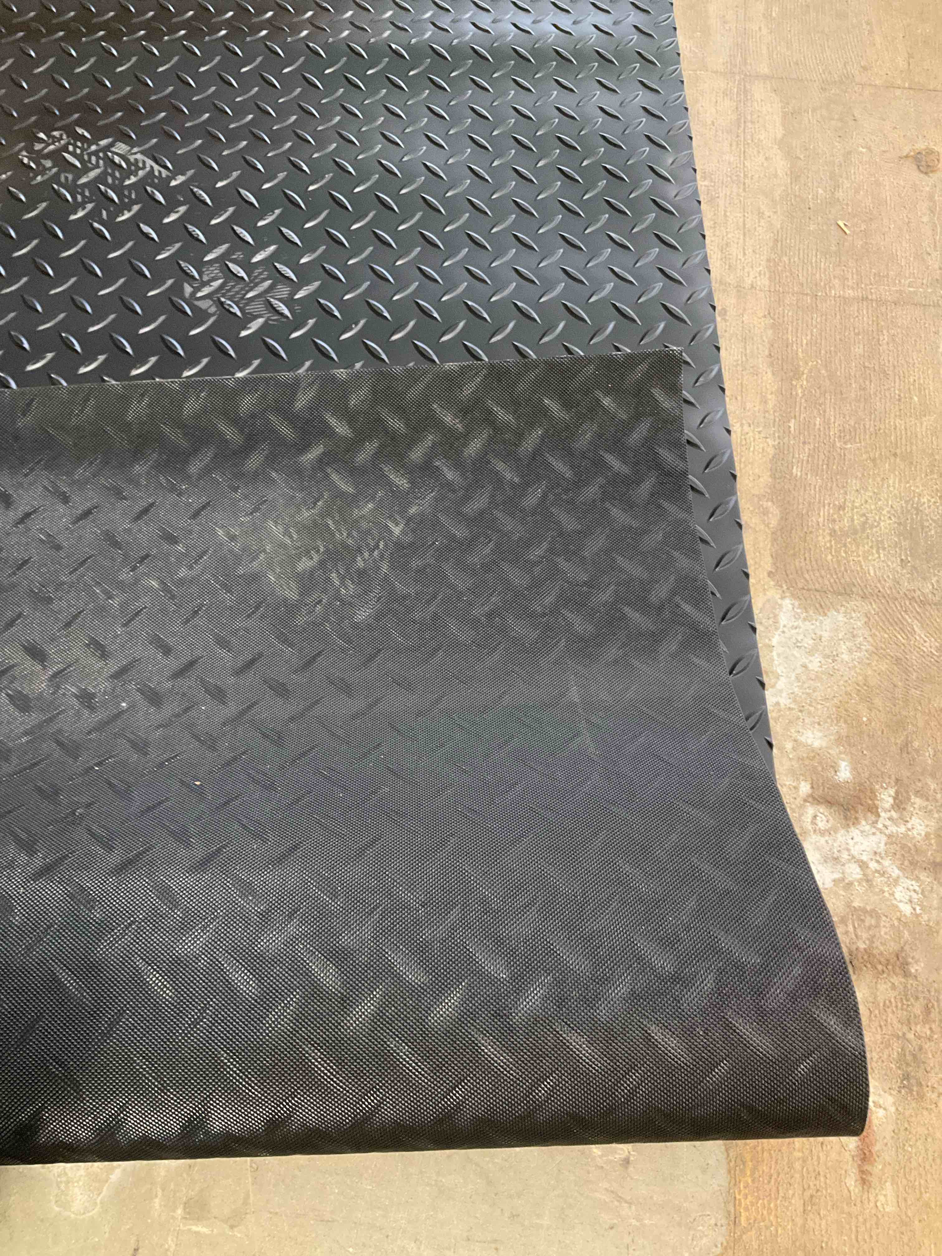 https://s3.amazonaws.com/lotting-images-prod/johnsoncity/RED3399015_1733343336920.jpeg