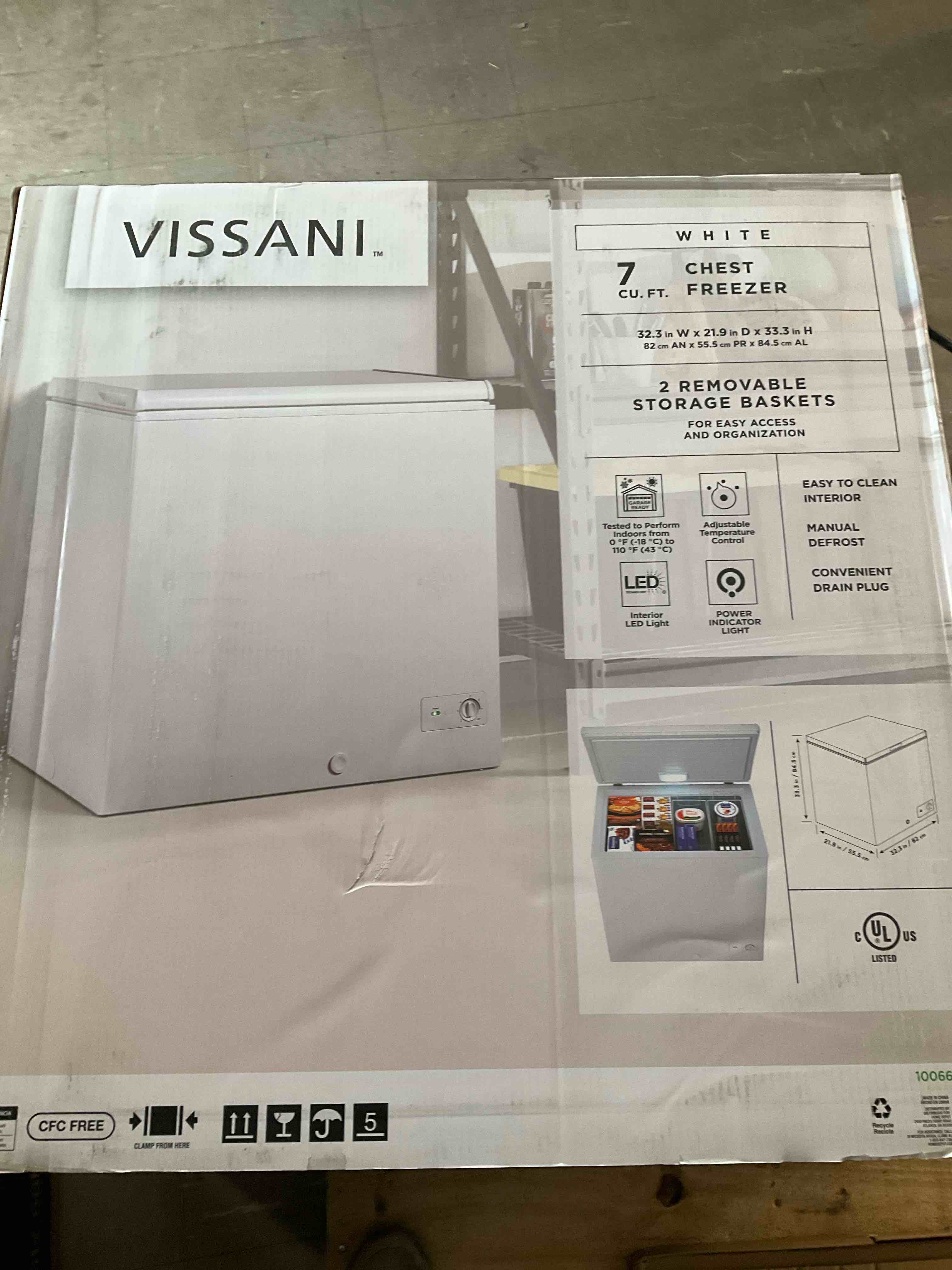 6.9 cu. ft. Manual Defrost Chest Freezer with LED Light Type in White Garage Ready