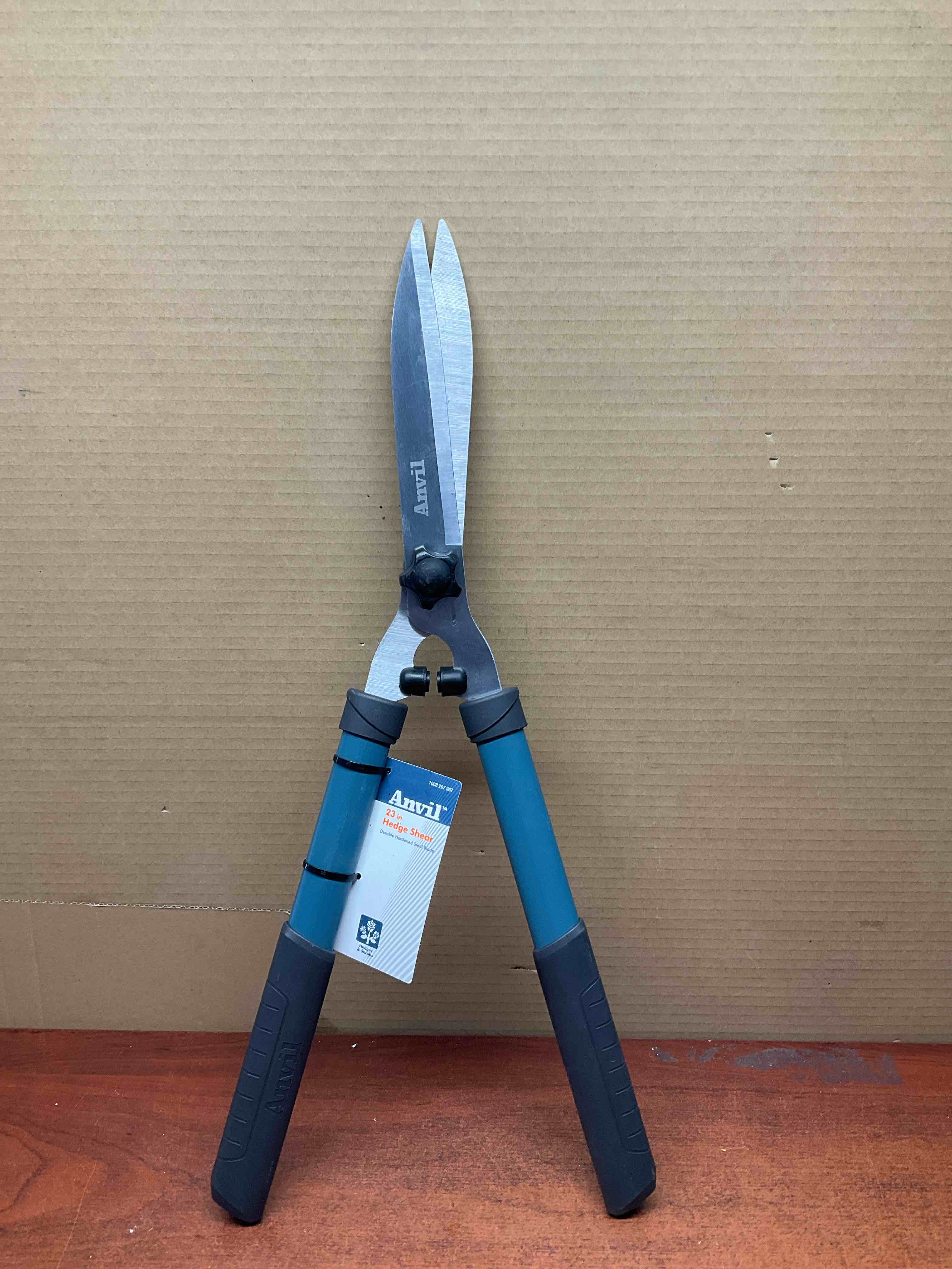 https://s3.amazonaws.com/lotting-images-prod/johnsoncity/RED3399438_1750966167418.jpeg