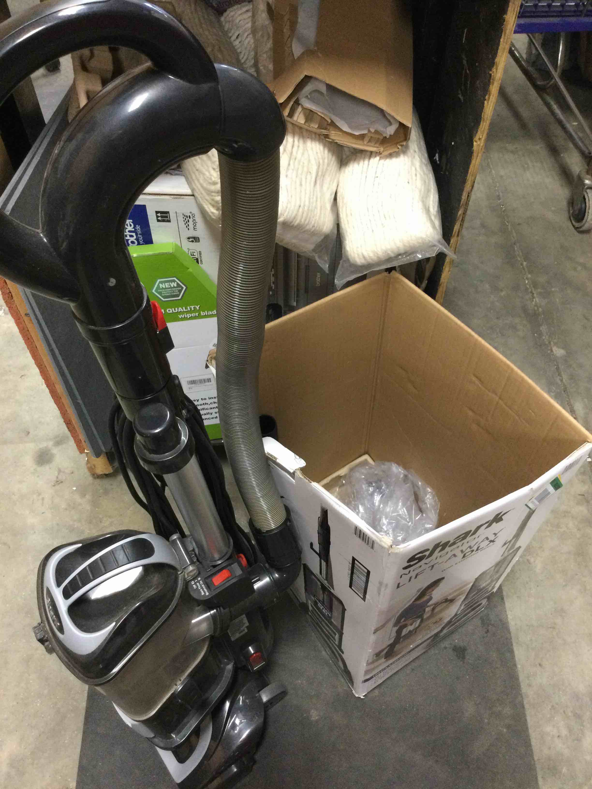 https://s3.amazonaws.com/lotting-images-prod/johnsoncity/TEA3562230_1756227410890.jpeg