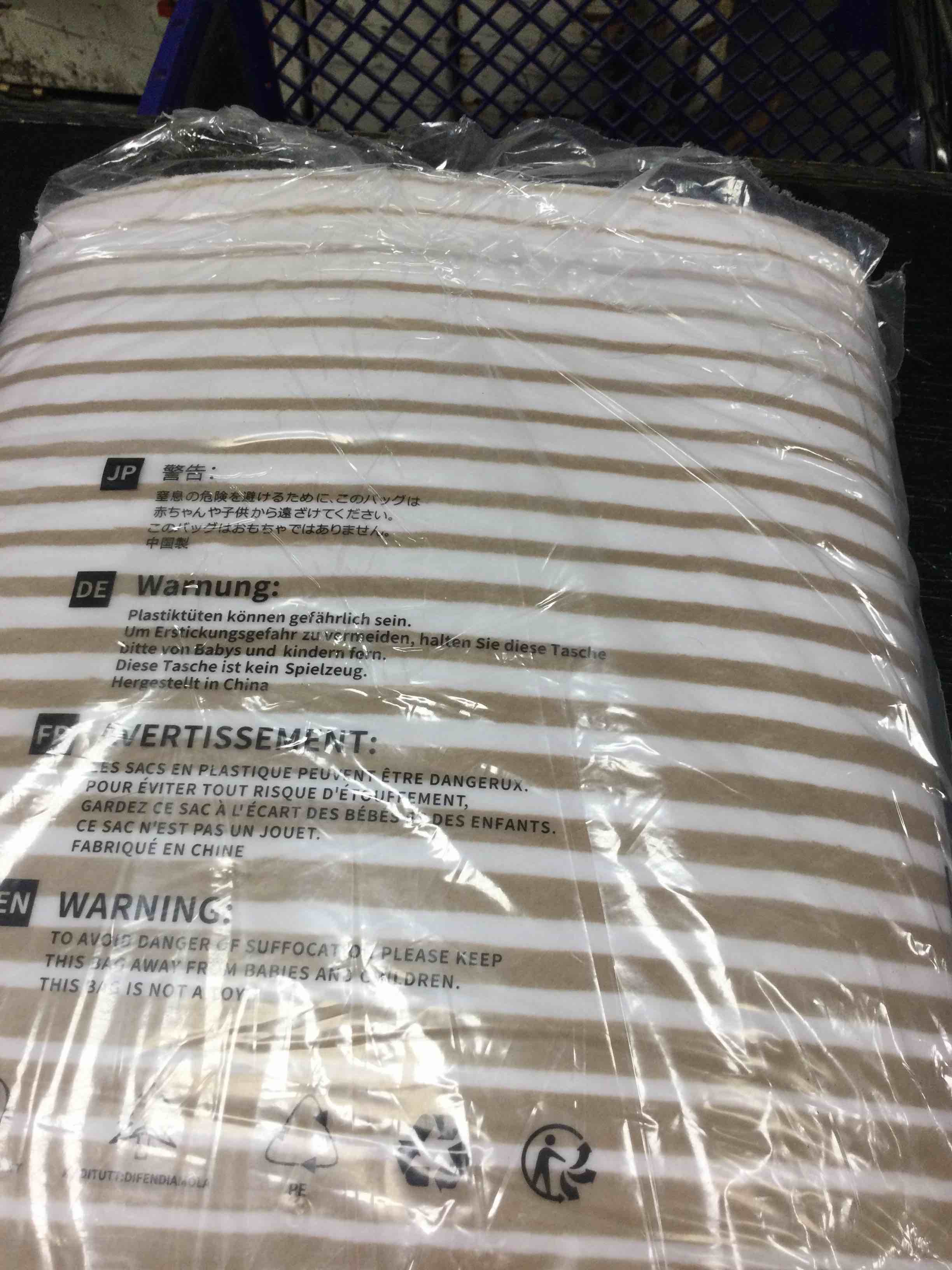 https://s3.amazonaws.com/lotting-images-prod/johnsoncity/TEA3562242_1756220782175.jpeg