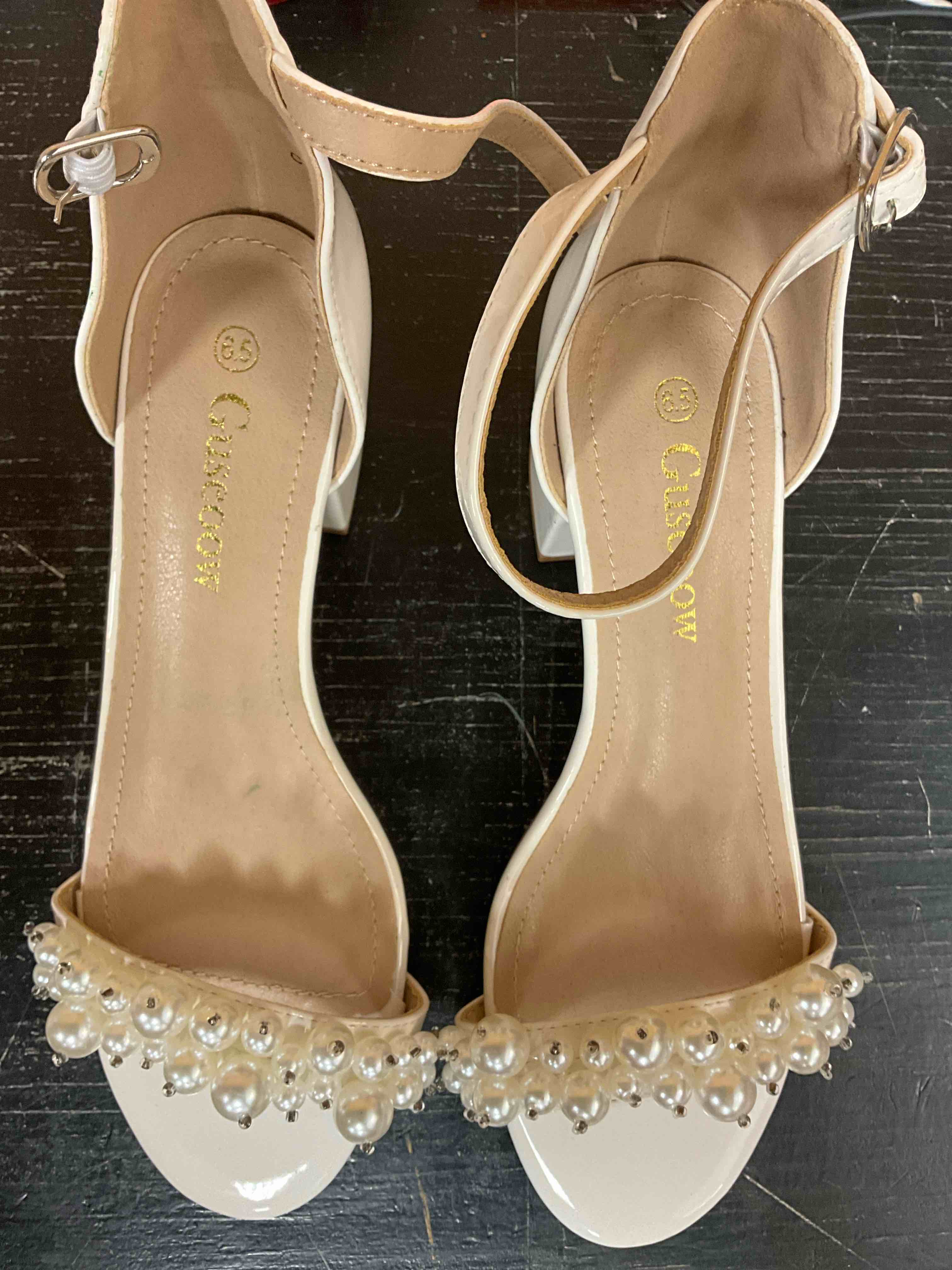 Pearl Bridal Chunky Heels Size 6.5