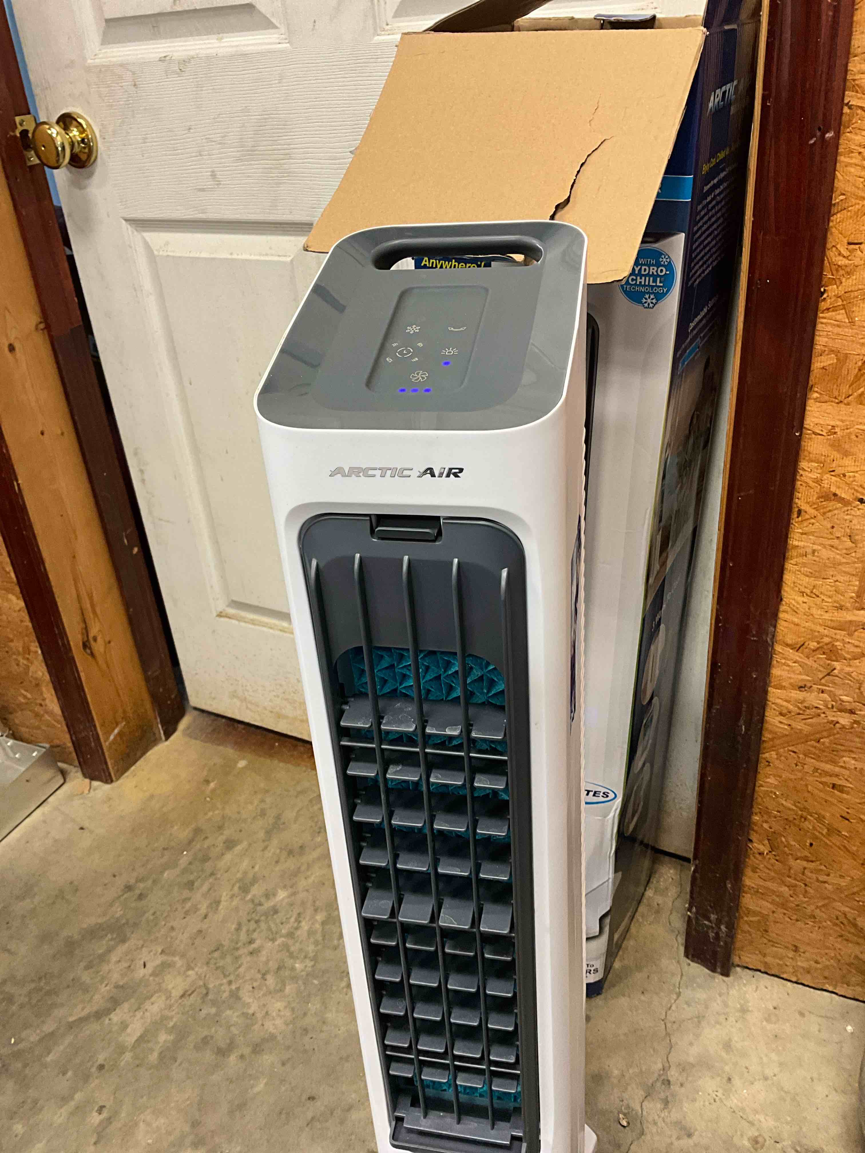 Condition photo showing Good Condition for 100 cfm turbo chill tower evaporative space cooler