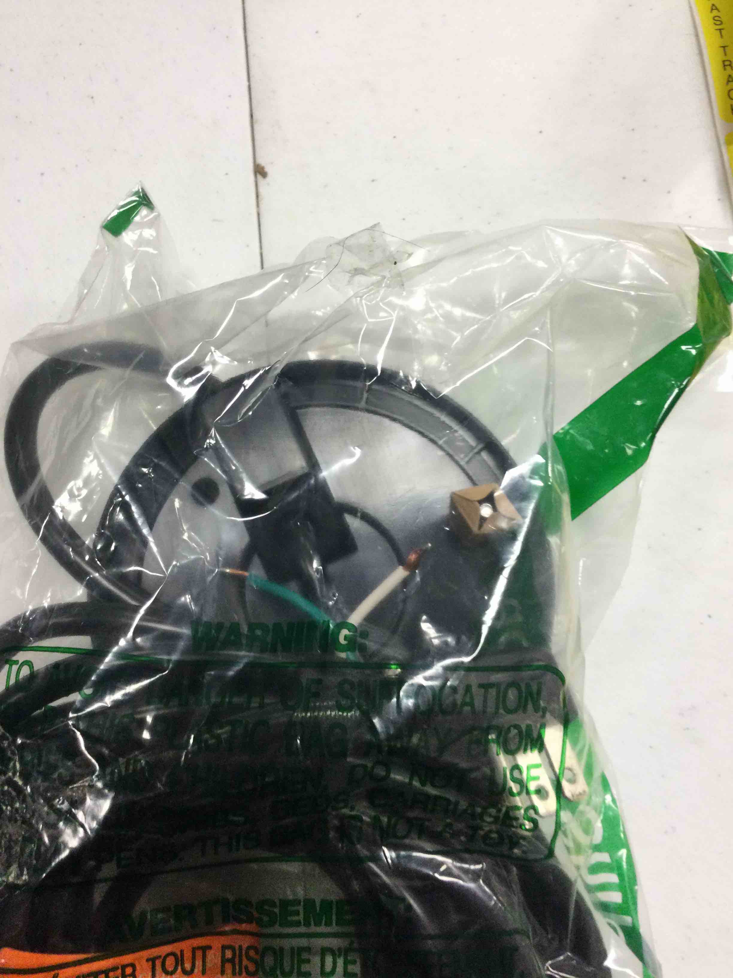 https://s3.amazonaws.com/lotting-images-prod/johnsoncity/YEL3880130_1749144817660.jpeg