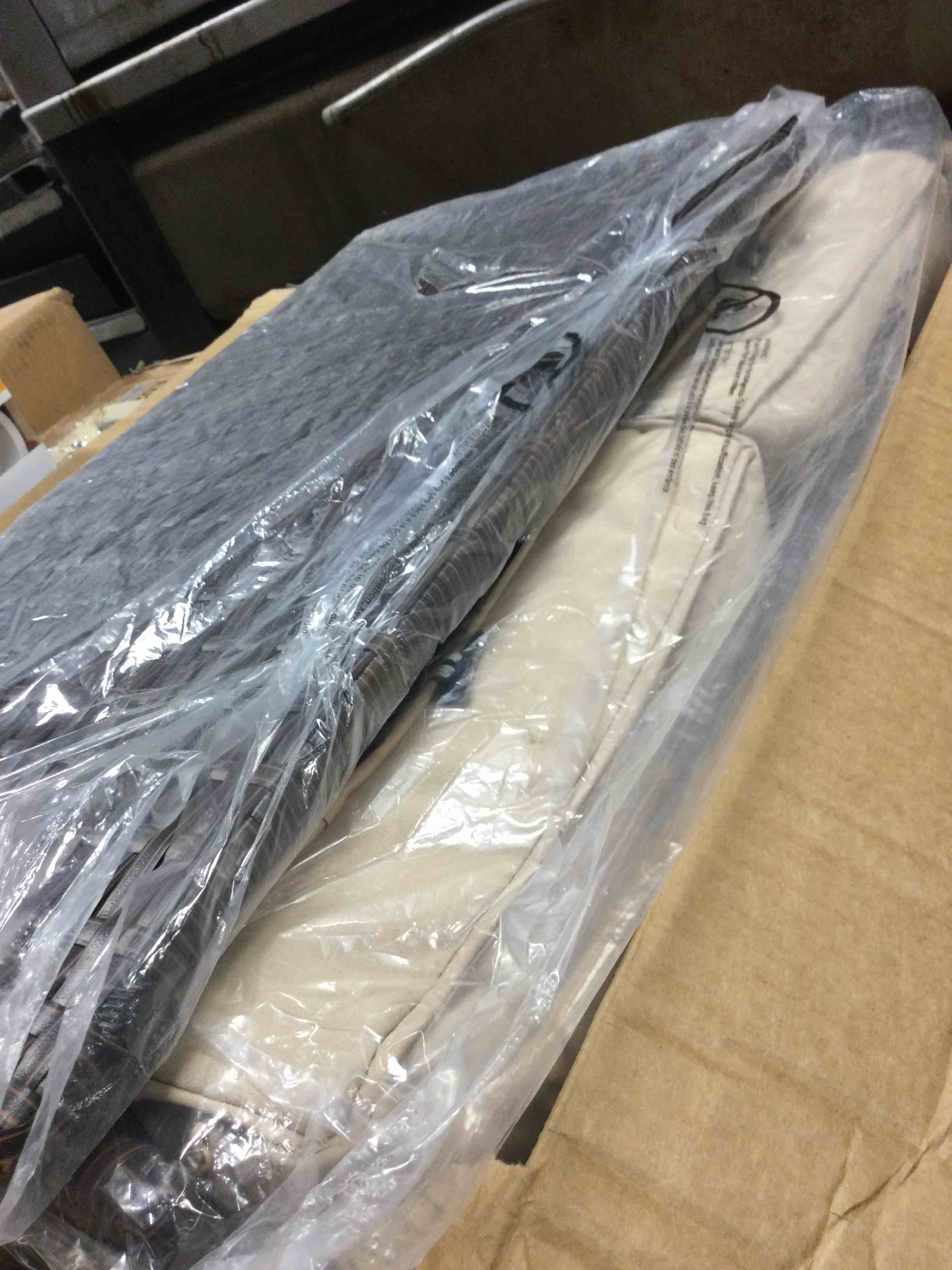 https://s3.amazonaws.com/lotting-images-prod/johnsoncity/YEL3880546_1756309647448.jpeg