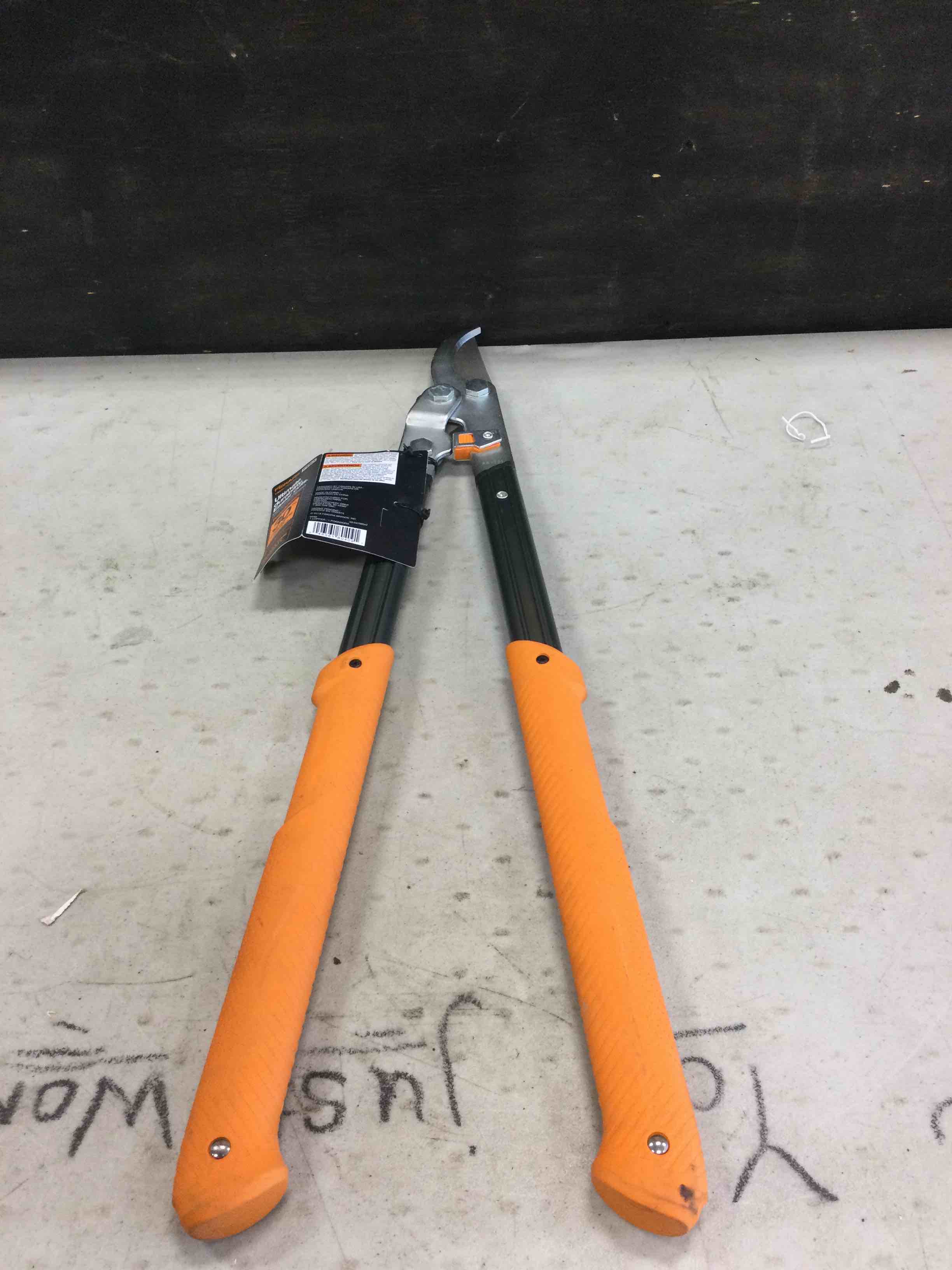 https://s3.amazonaws.com/lotting-images-prod/johnsoncity/YEL3881644_1713544702079.jpeg