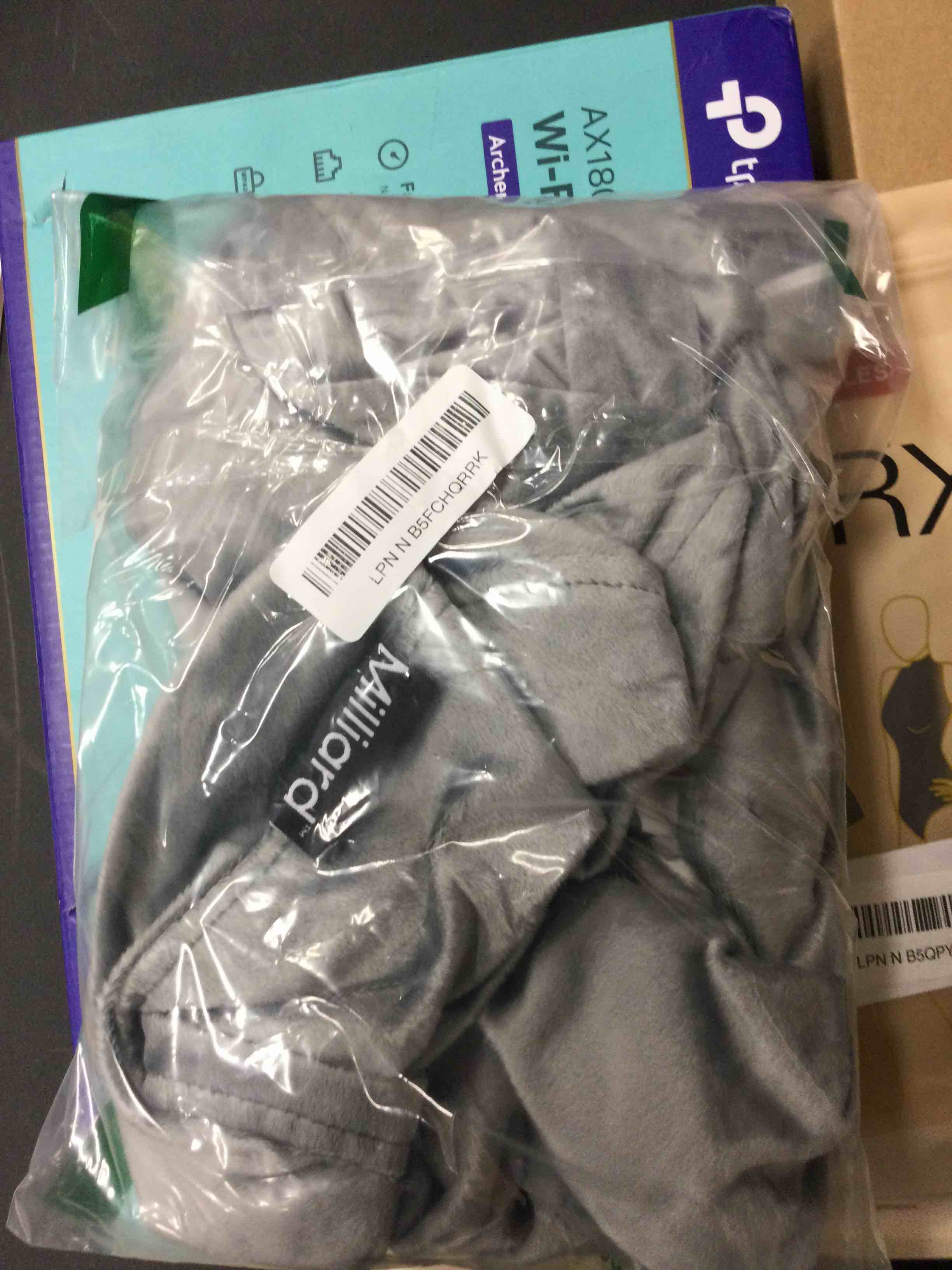 https://s3.amazonaws.com/lotting-images-prod/johnsoncity/YEL3882006_1746732477484.jpeg