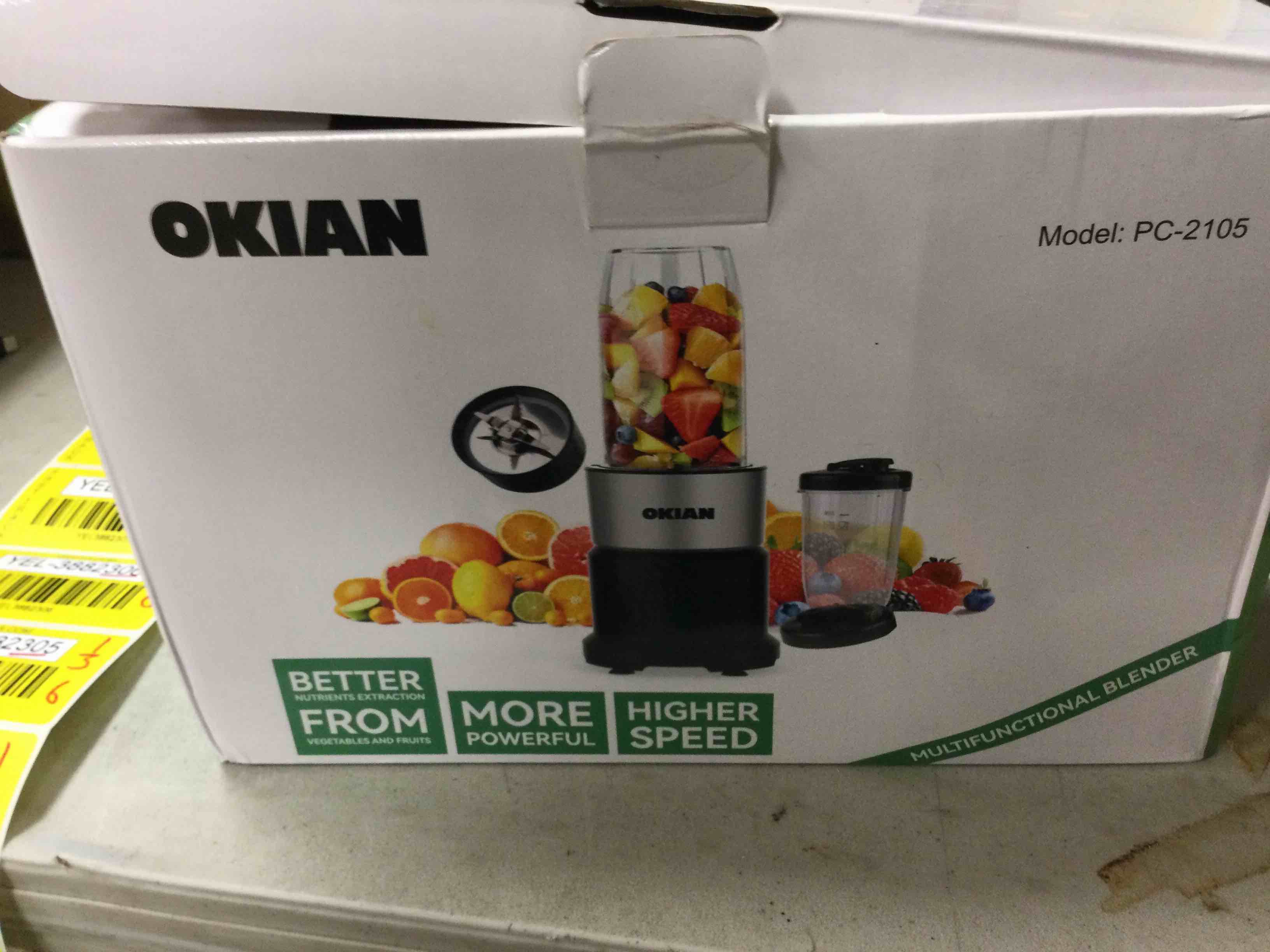 Personal Blender for Shakes and Smoothies, 2 Large 20oz Cups Included, 6 Sharp Blades, Blends Ice, Portable Frozen Blender, 800Watt Peak Blending