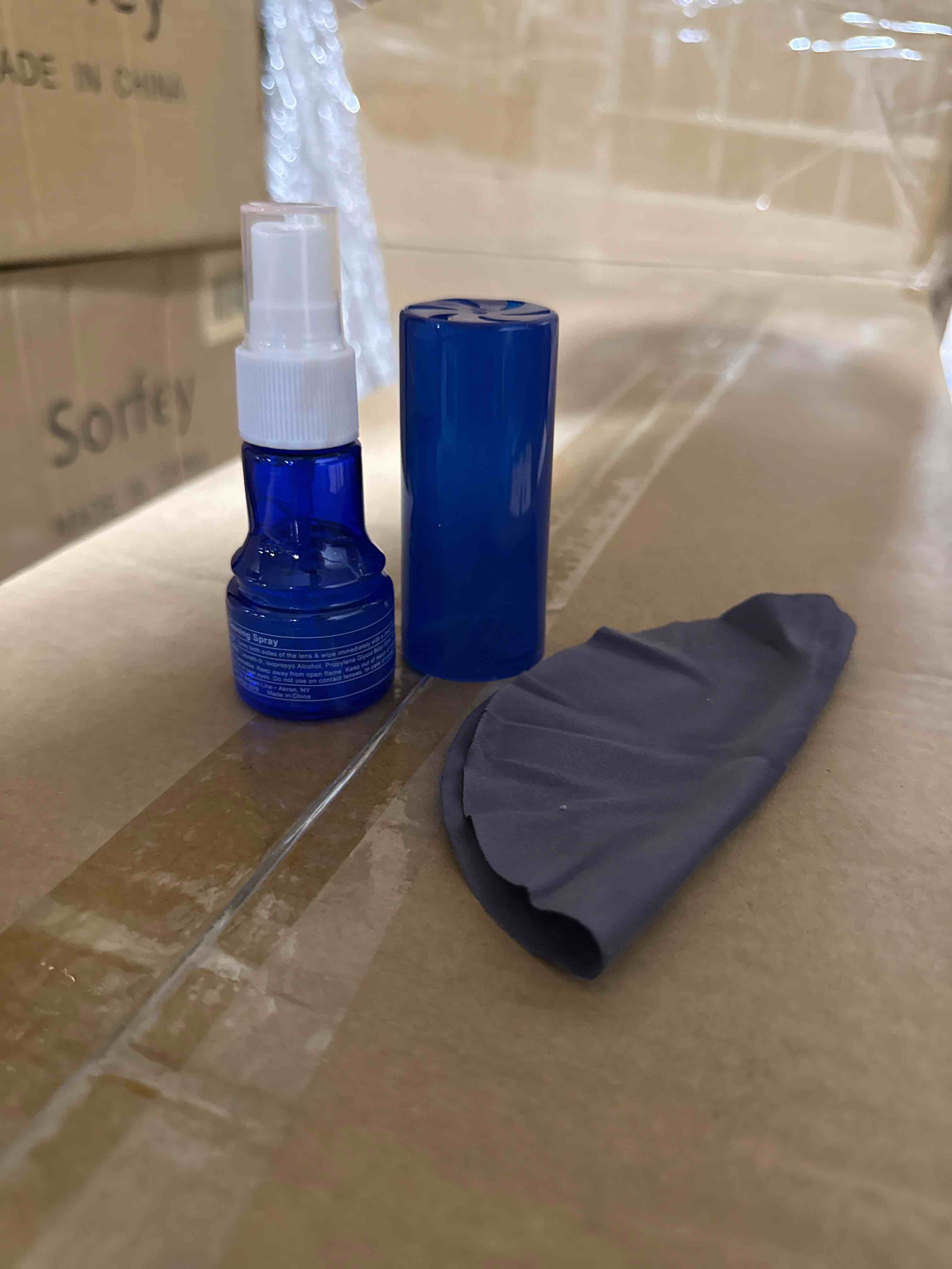 Condition photo showing New/Like New for pack of 4 lens cleaning spray 30ml 