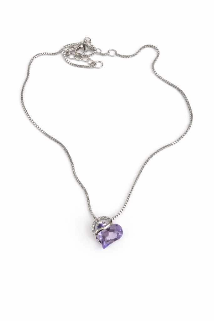 Elegant Heart Pendant Necklace With Sparkling Crystals And Silver Chain