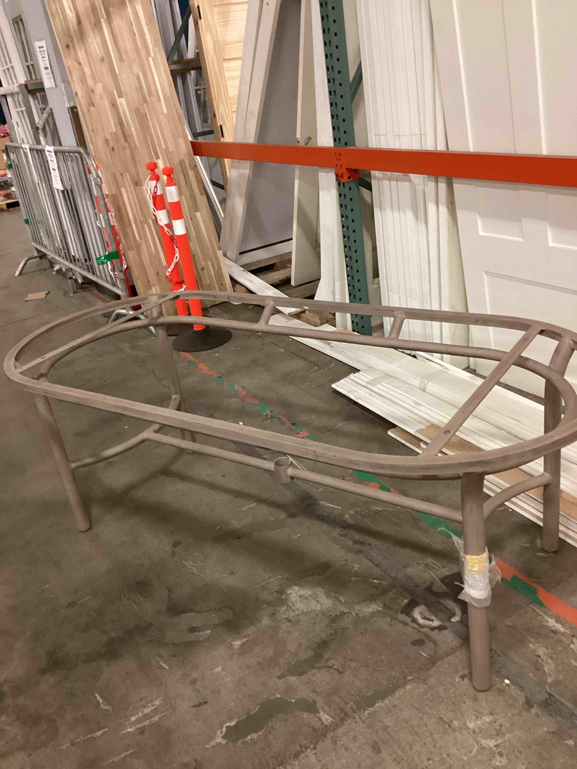 https://s3.amazonaws.com/lotting-images-prod/ovalmetaltablebeige_1752257130551.jpeg