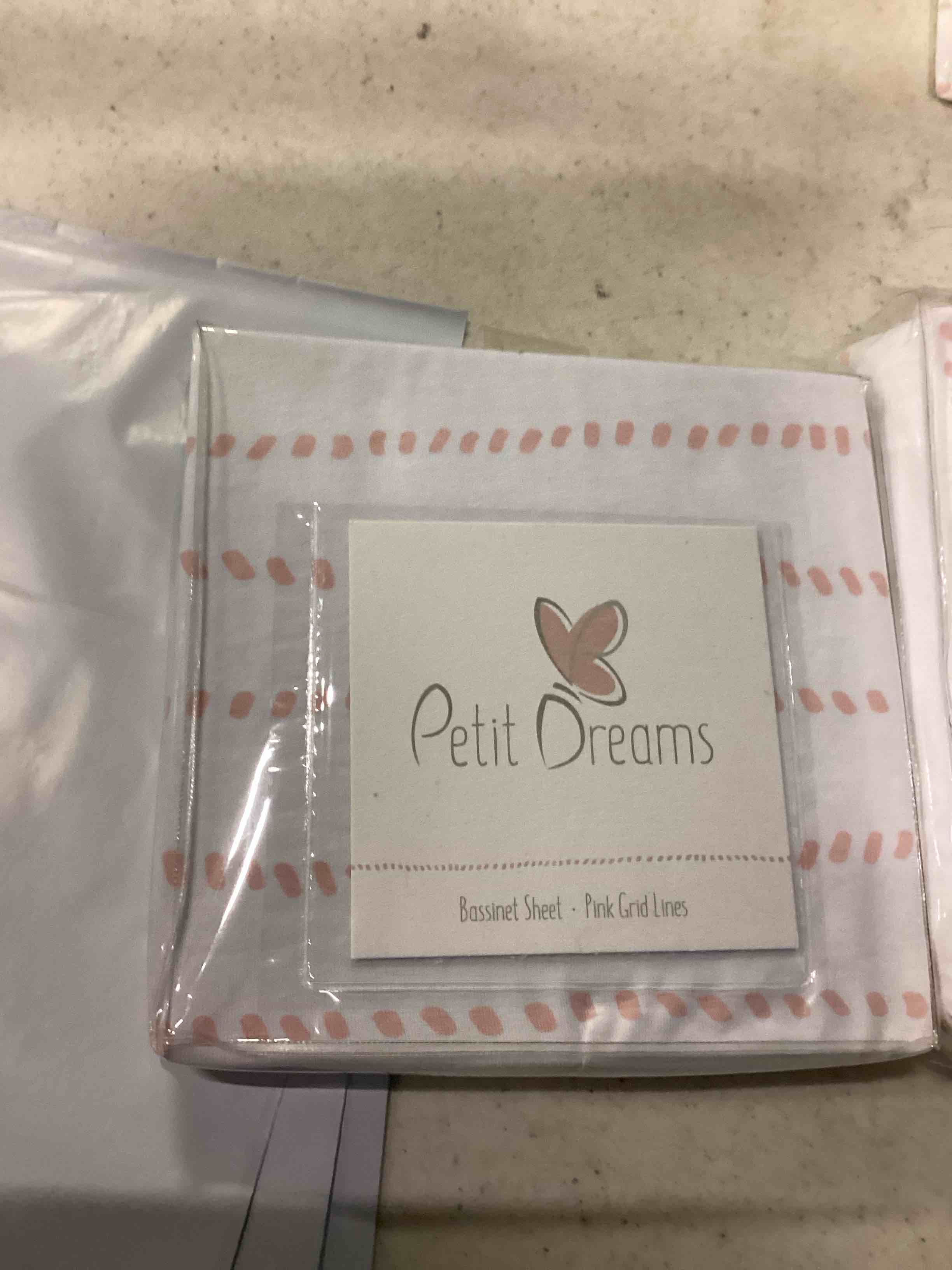 https://s3.amazonaws.com/lotting-images-prod/petit2_1755194206385.jpeg