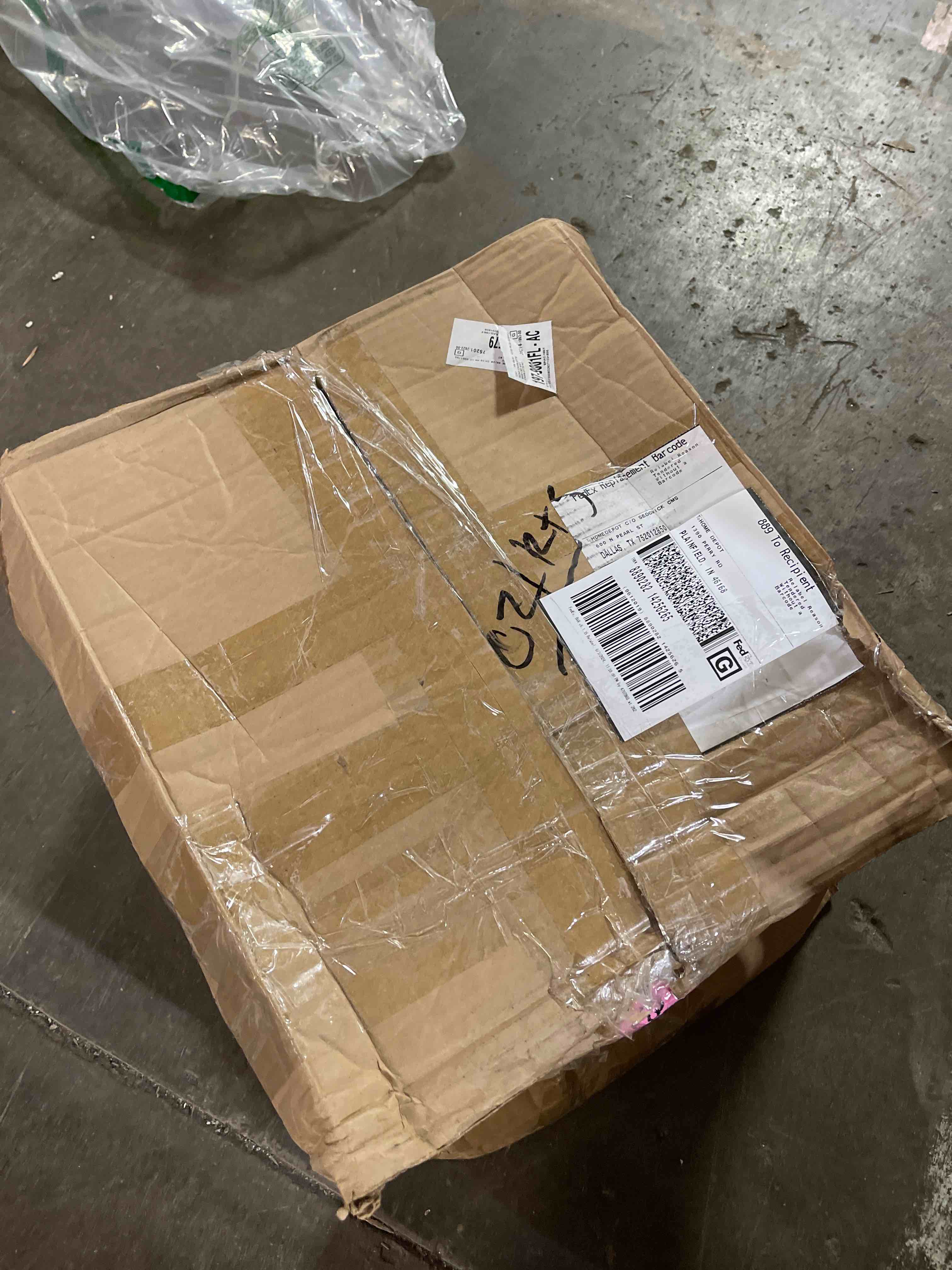https://s3.amazonaws.com/lotting-images-prod/phillipi/25060128_1717771193170.jpeg