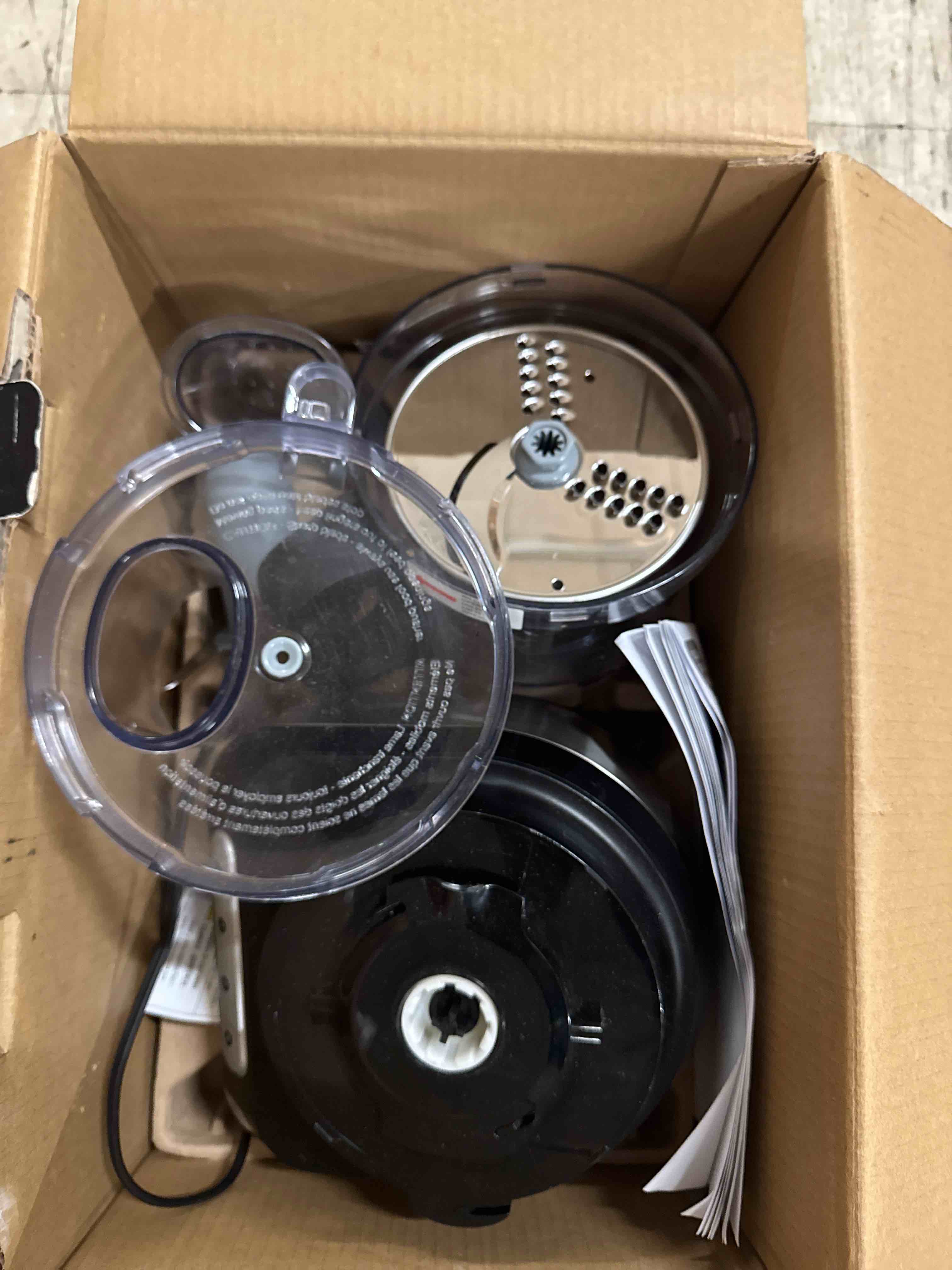 Condition photo showing As Is for braun fp3211si easy prep 8c food processor,silver