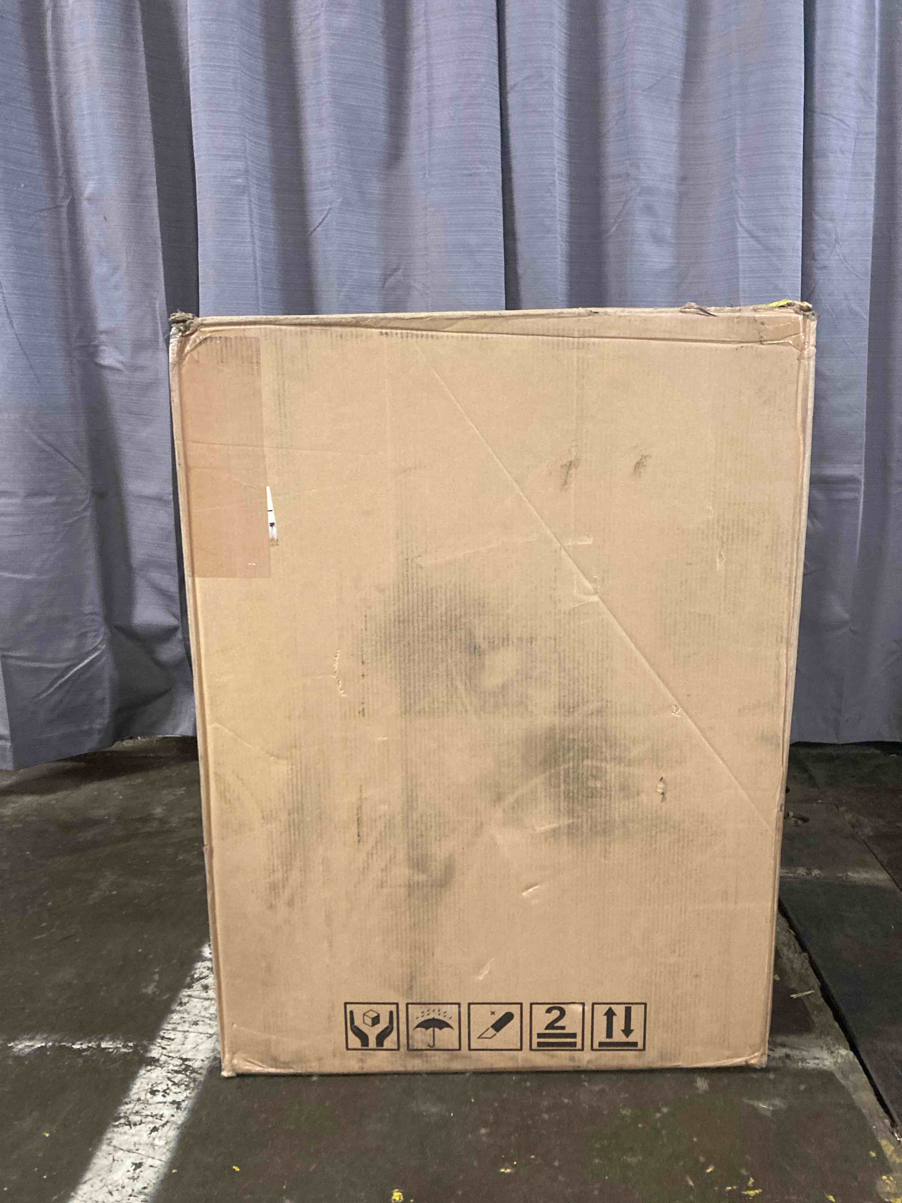 https://s3.amazonaws.com/lotting-images-prod/phillipi/BLU0802697_1745949261579.jpeg