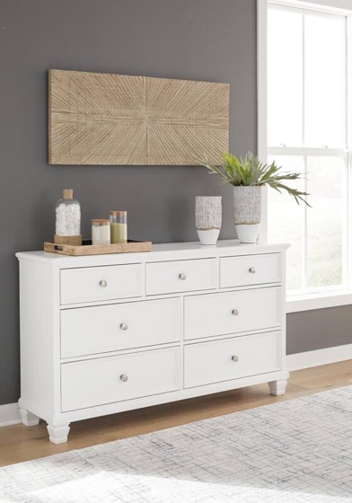 Signature Design by Ashley Fortman Casual 9 Drawer Dresser for Bedroom, White