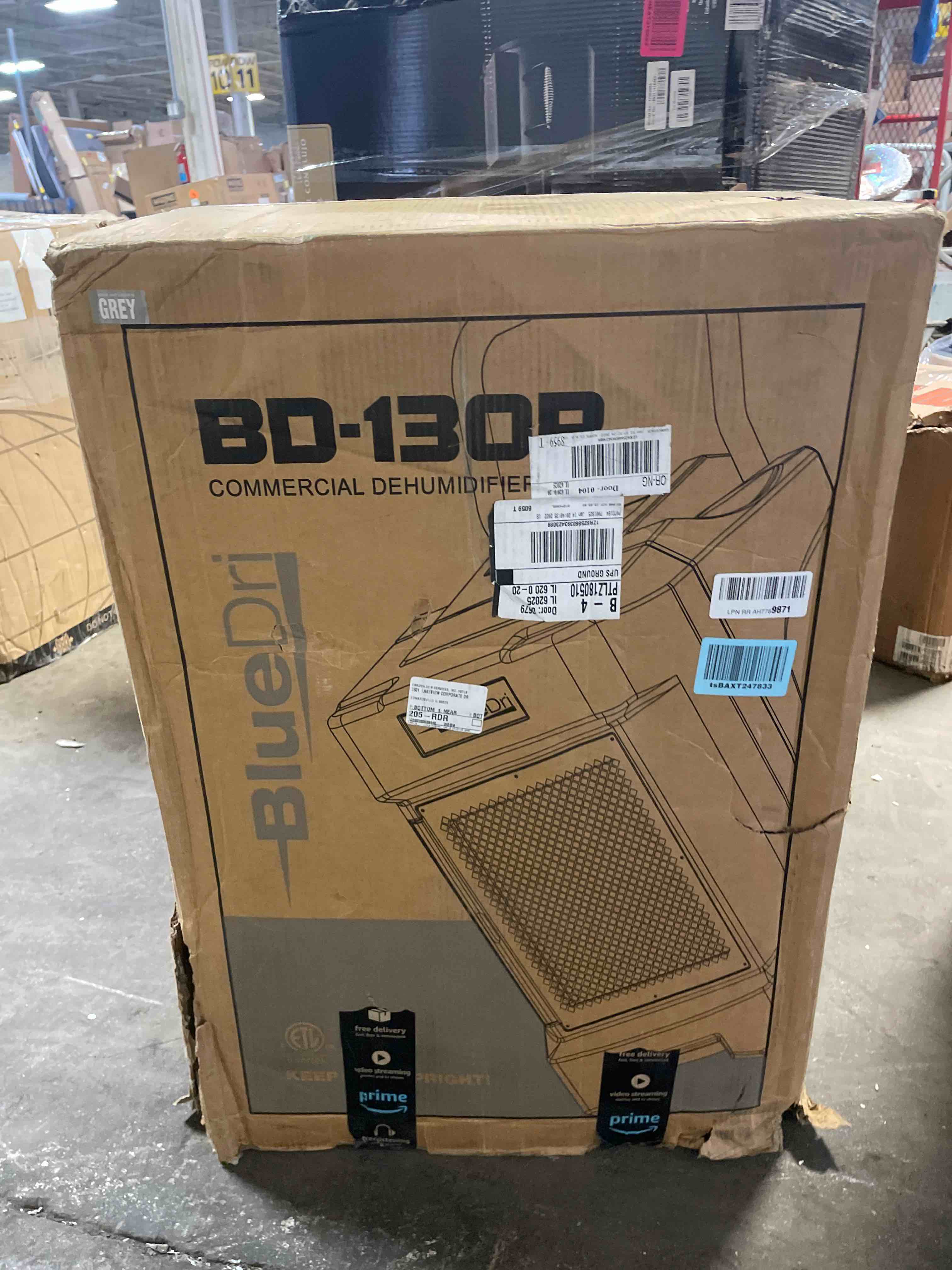 https://s3.amazonaws.com/lotting-images-prod/phillipi/BLU1833097_1649783212507.jpeg