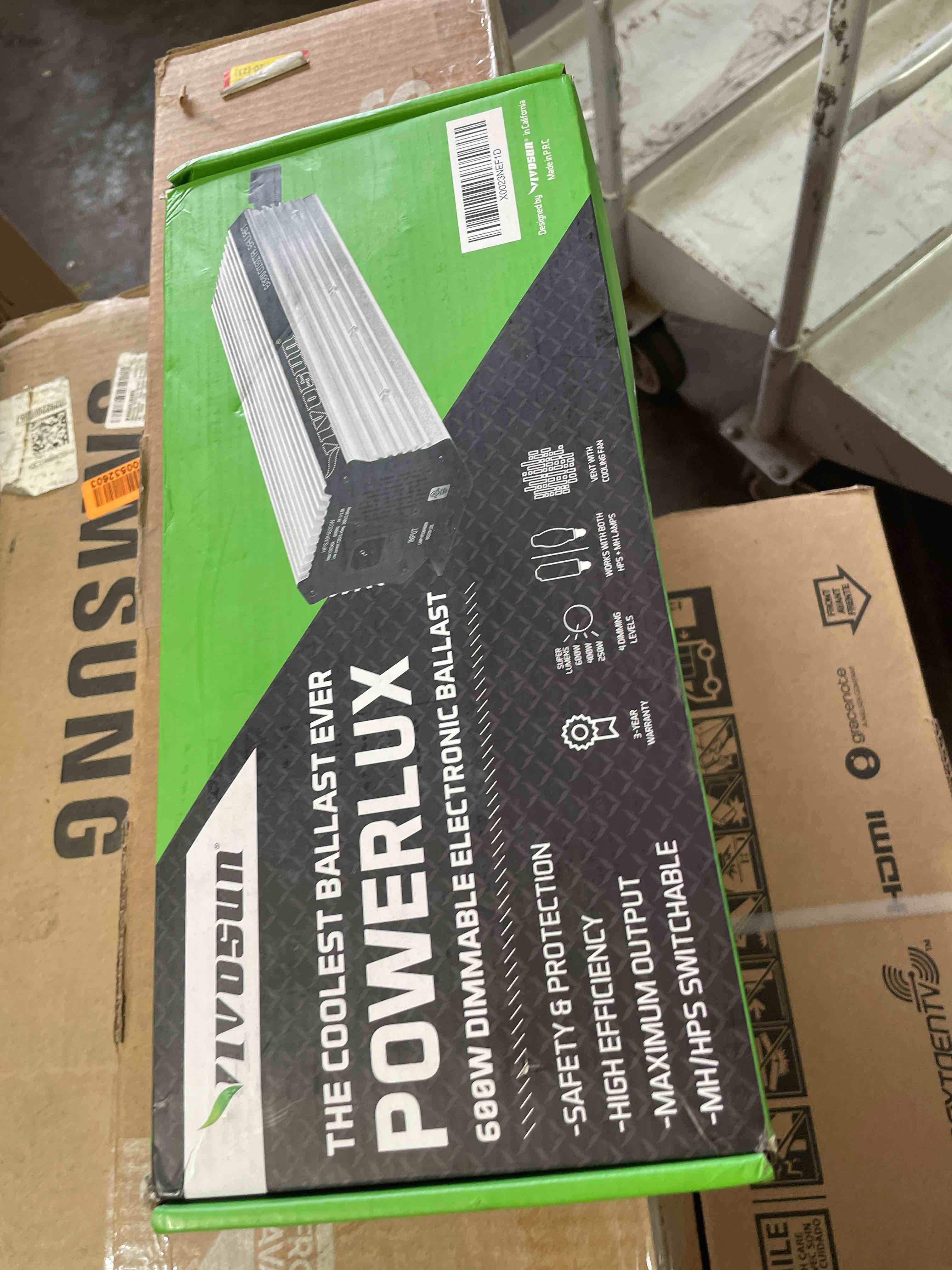 https://s3.amazonaws.com/lotting-images-prod/phillipi/BLU1833101_1649788999089.jpeg