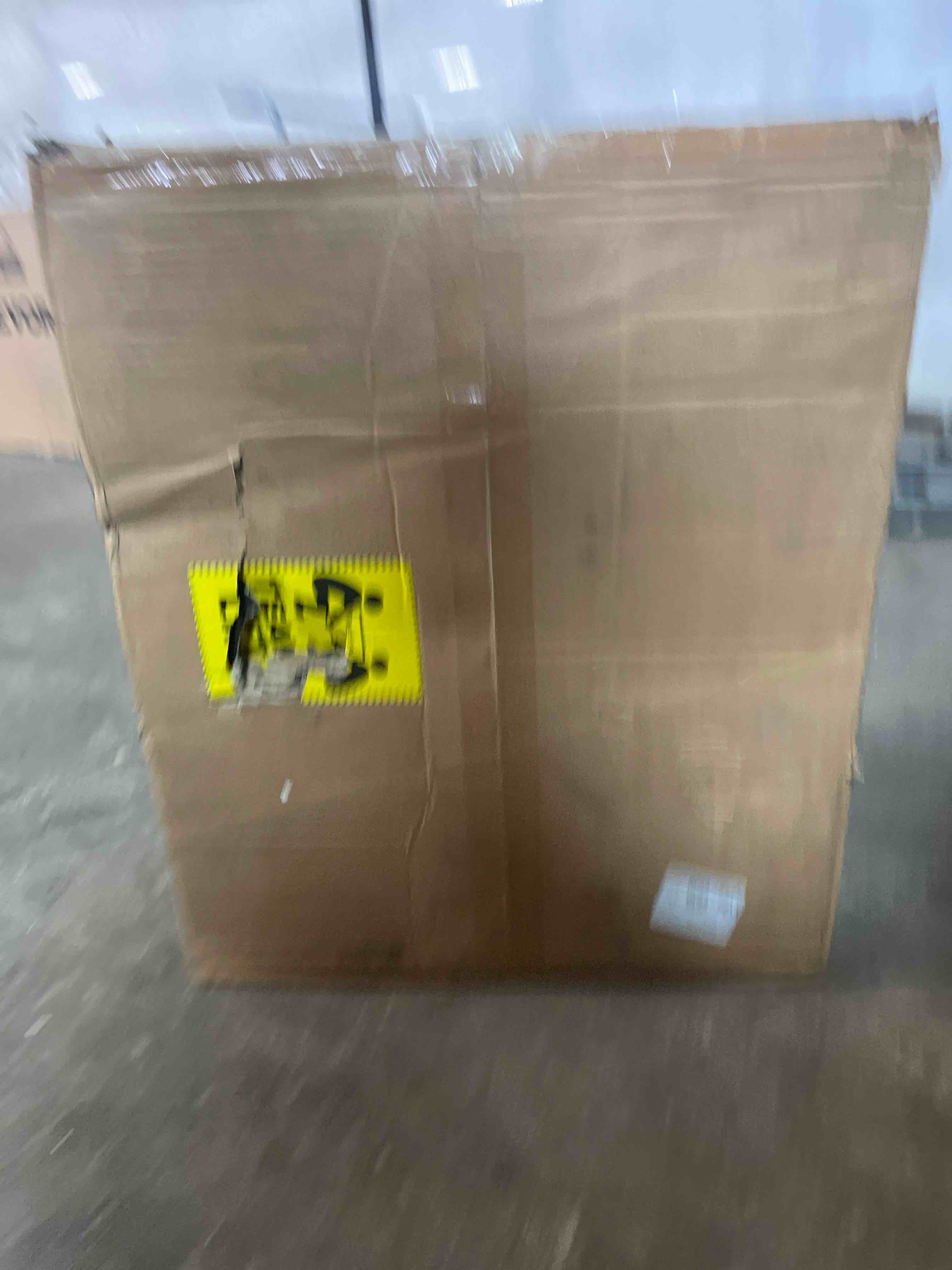 https://s3.amazonaws.com/lotting-images-prod/phillipi/BLU1833107_1649792950061.jpeg