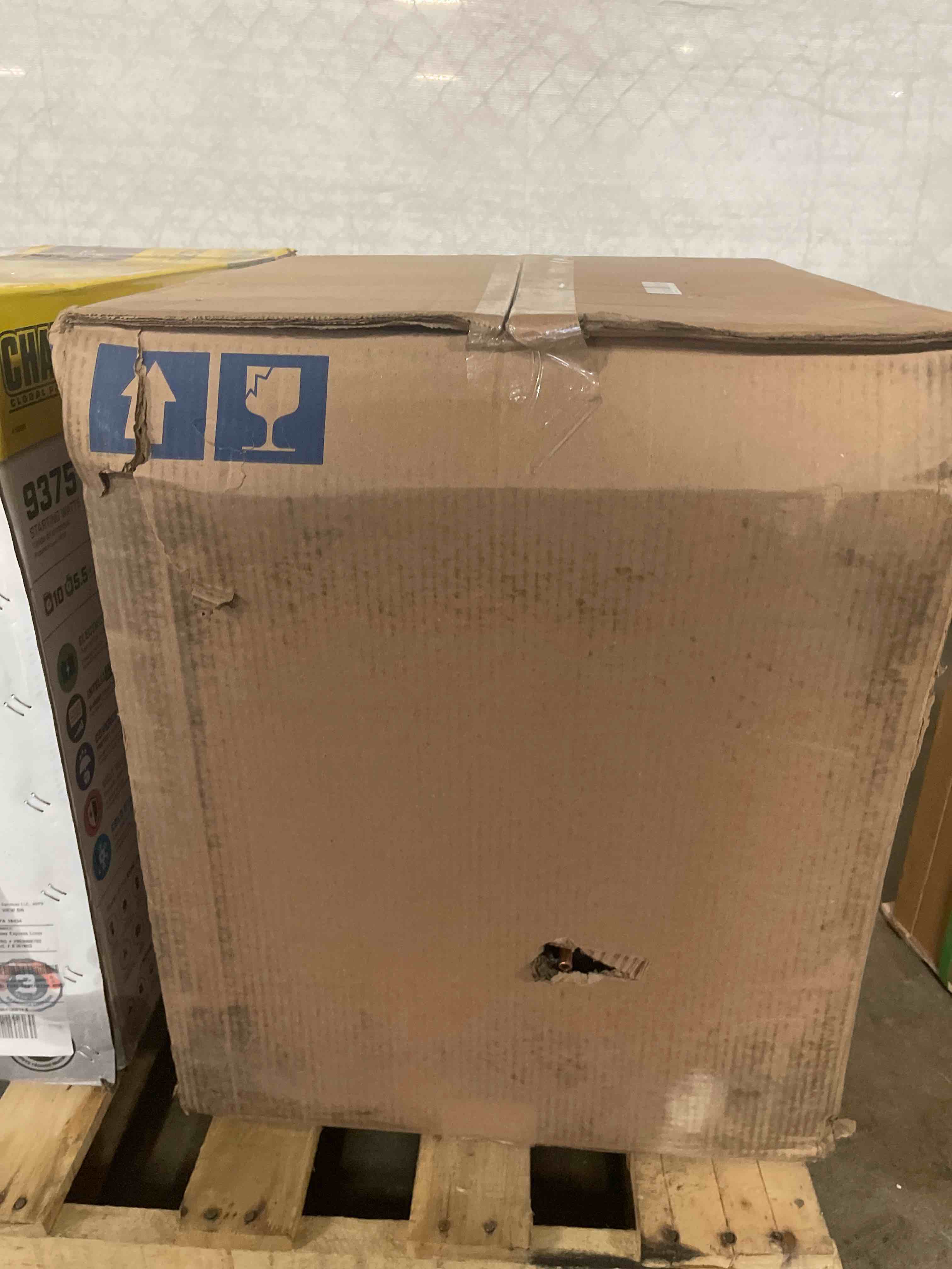 https://s3.amazonaws.com/lotting-images-prod/phillipi/BLU1833108_1649794021829.jpeg