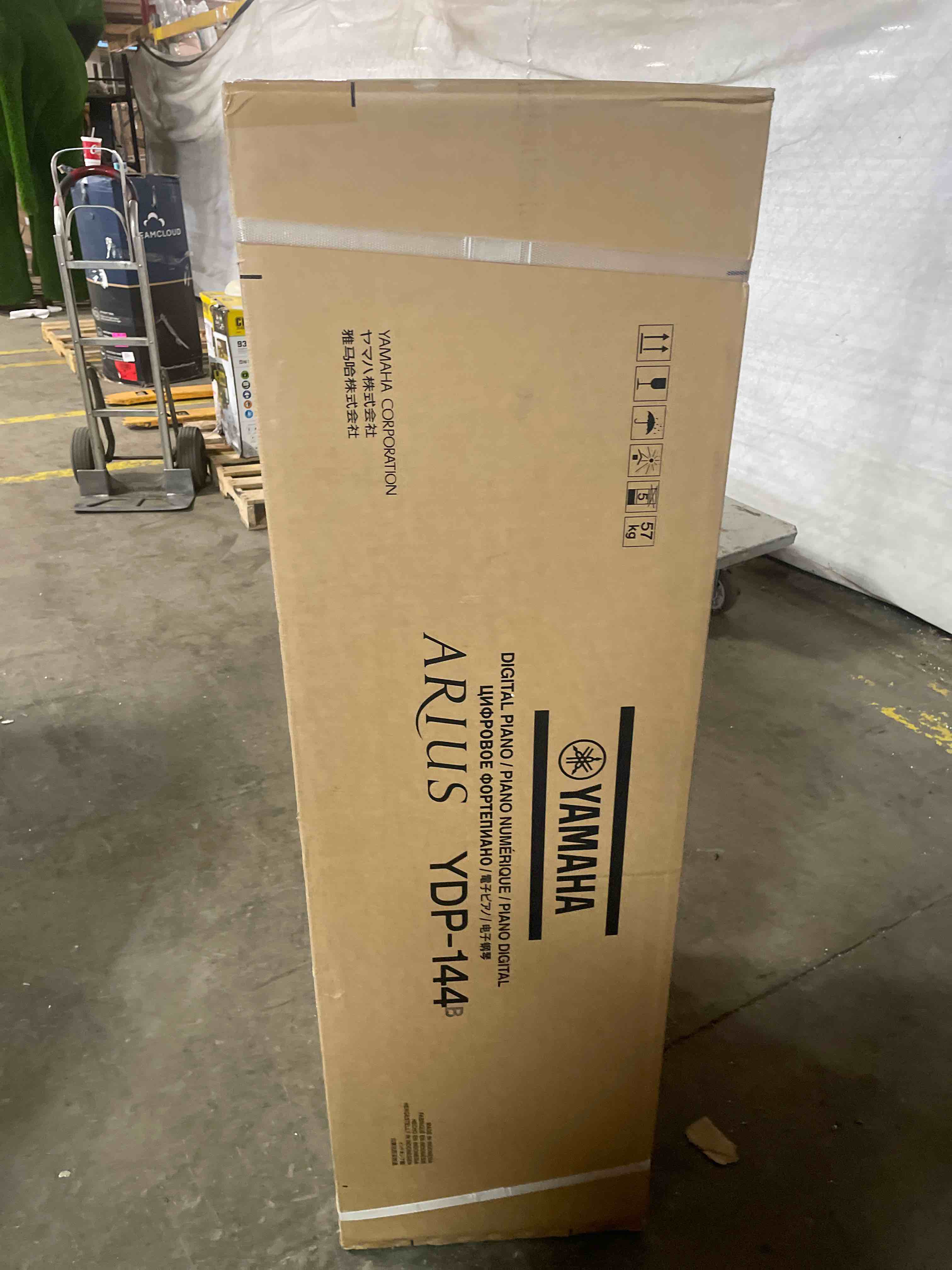https://s3.amazonaws.com/lotting-images-prod/phillipi/BLU1833110_1649794879757.jpeg