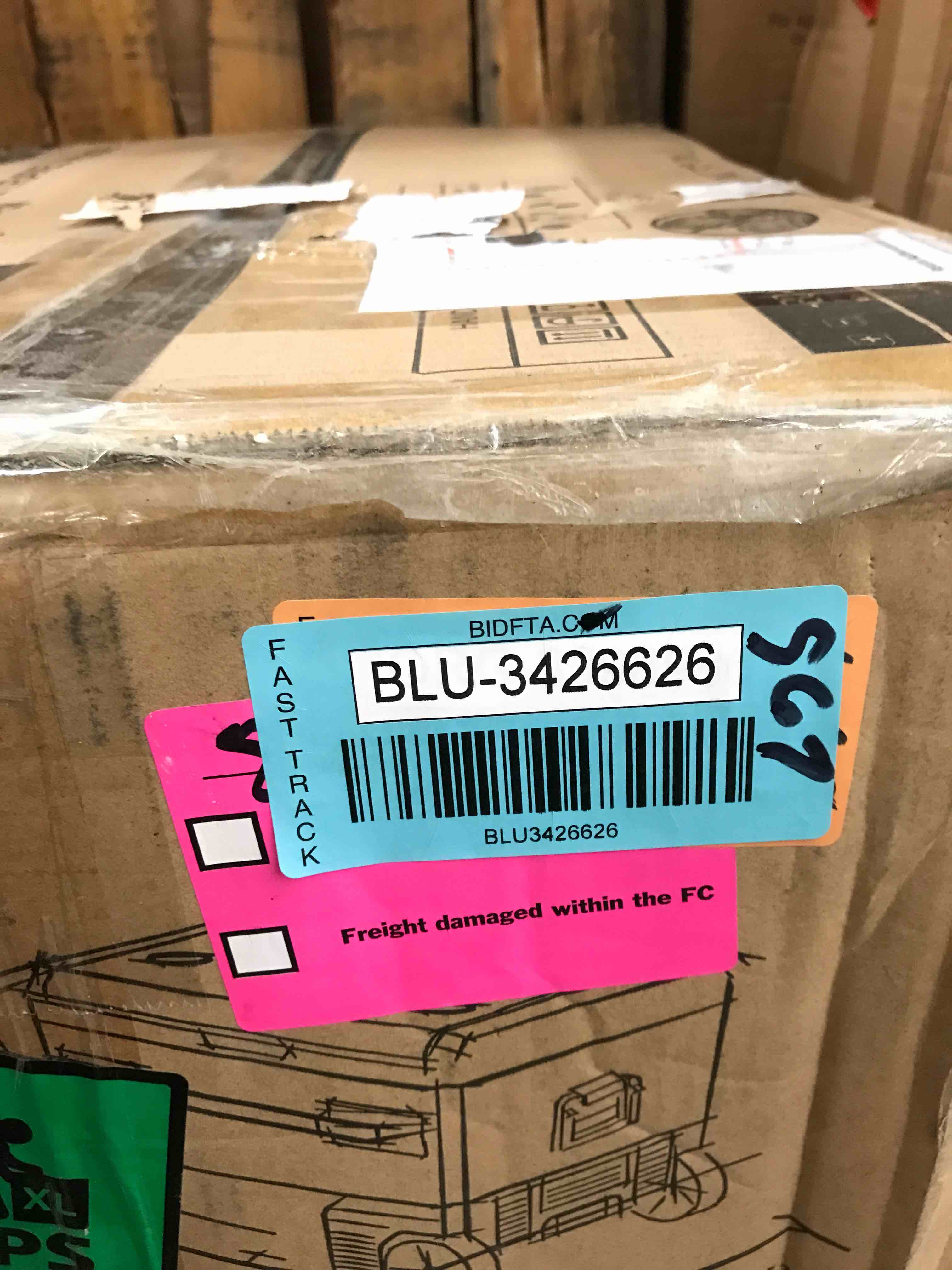 https://s3.amazonaws.com/lotting-images-prod/phillipi/BLU3426626_1664165378853.jpeg