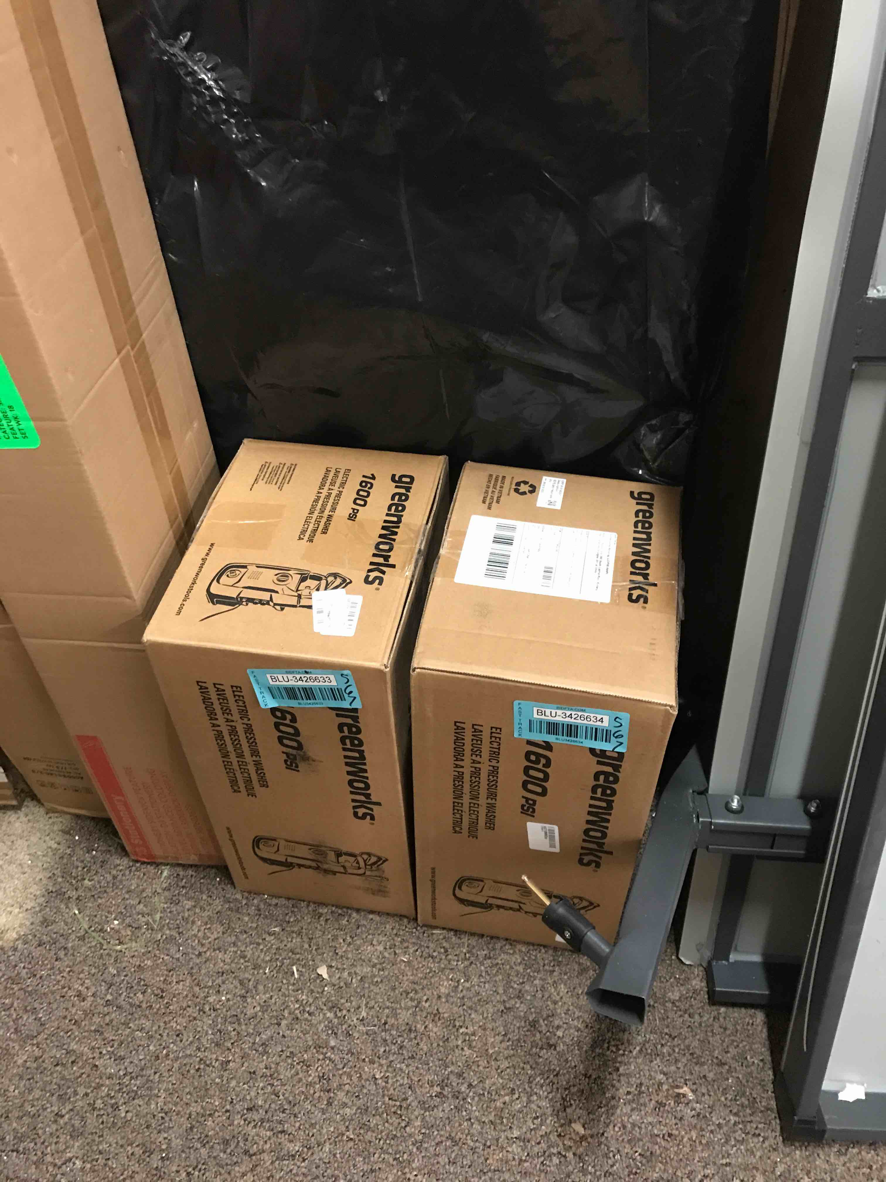 https://s3.amazonaws.com/lotting-images-prod/phillipi/BLU3426633_1664166223266.jpeg