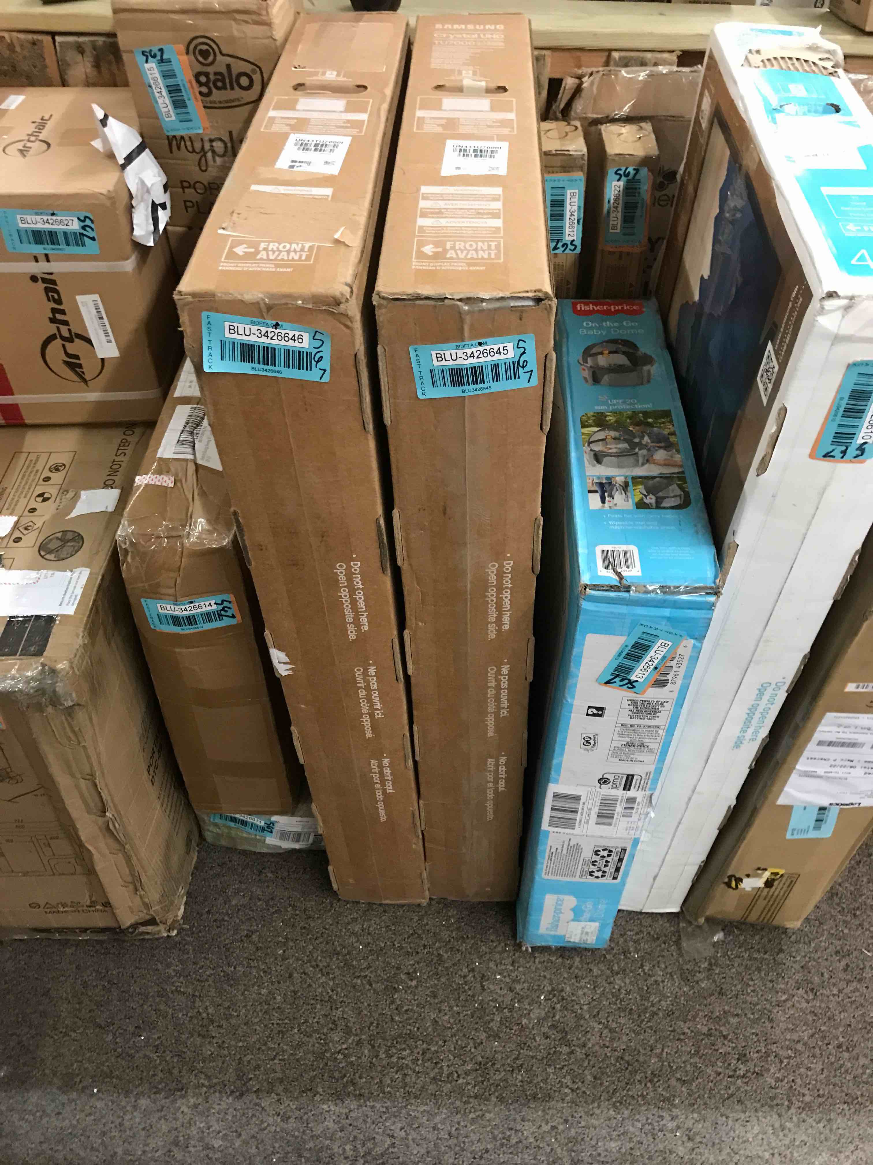 https://s3.amazonaws.com/lotting-images-prod/phillipi/BLU3426646_1664167214266.jpeg