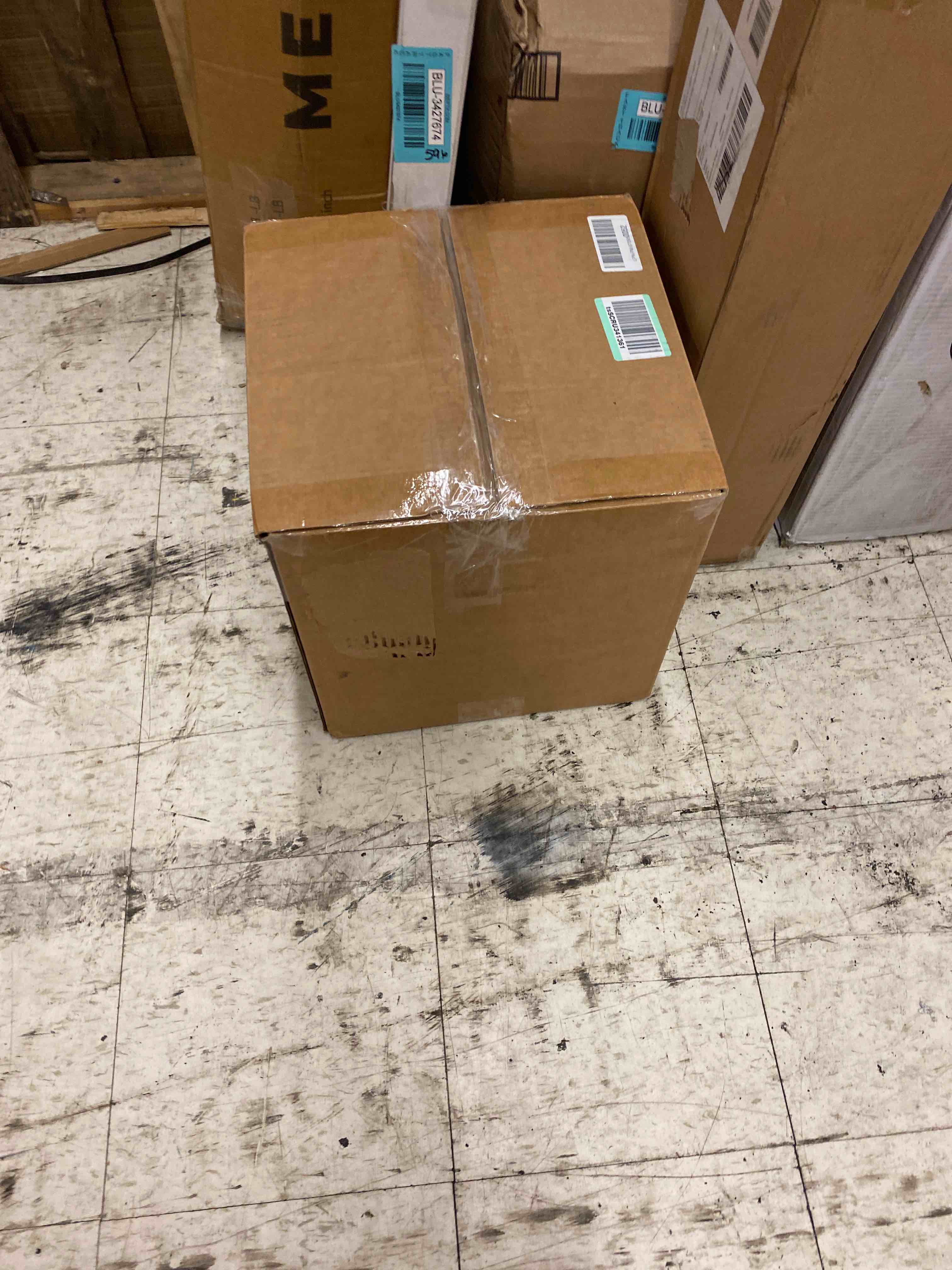 https://s3.amazonaws.com/lotting-images-prod/phillipi/BLU3427738_1664383991291.jpeg
