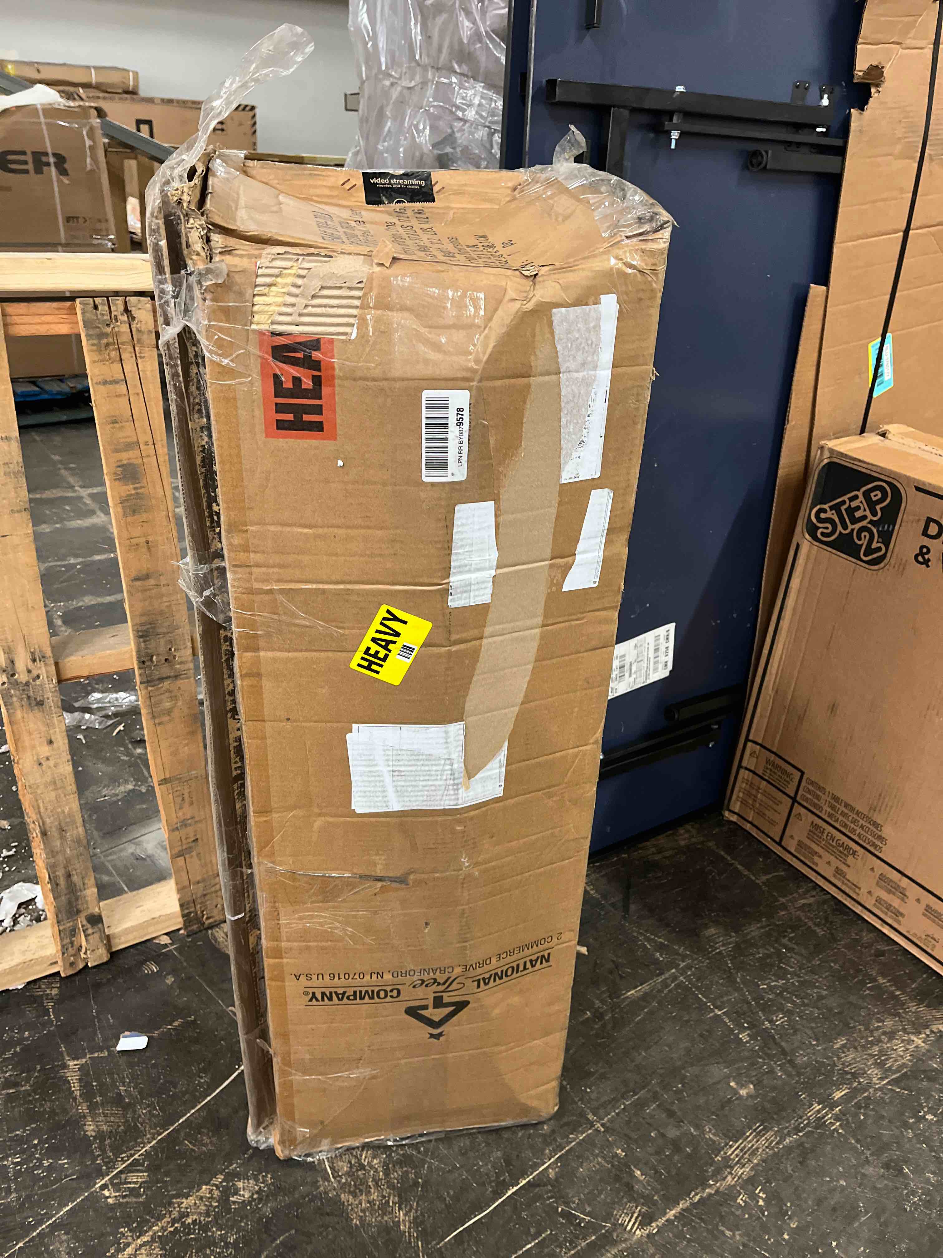 https://s3.amazonaws.com/lotting-images-prod/phillipi/BLU3760180_1670264787546.jpeg