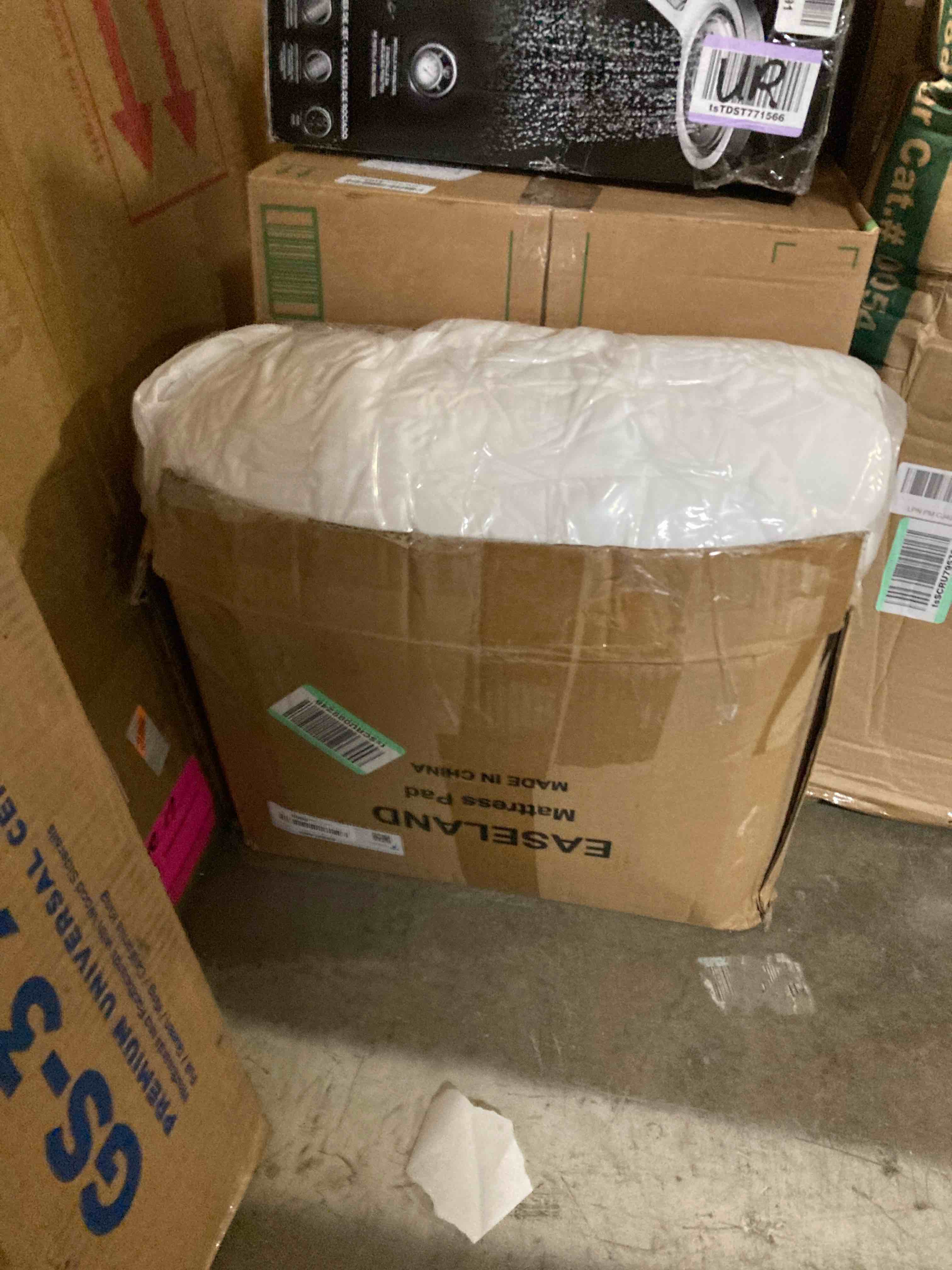 https://s3.amazonaws.com/lotting-images-prod/phillipi/BLU3761107_1704475106402.jpeg