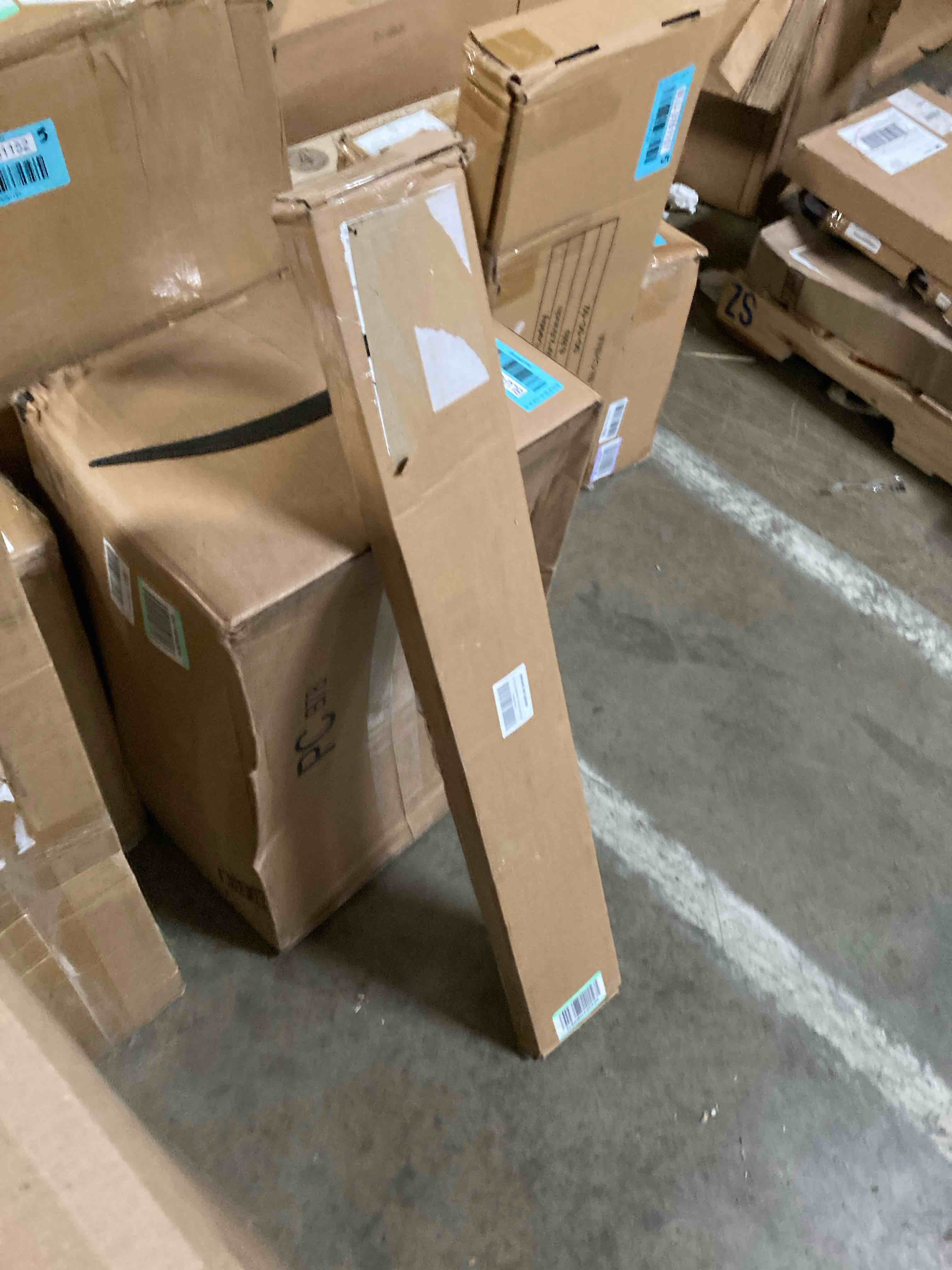 https://s3.amazonaws.com/lotting-images-prod/phillipi/BLU3761161_1704487113224.jpeg