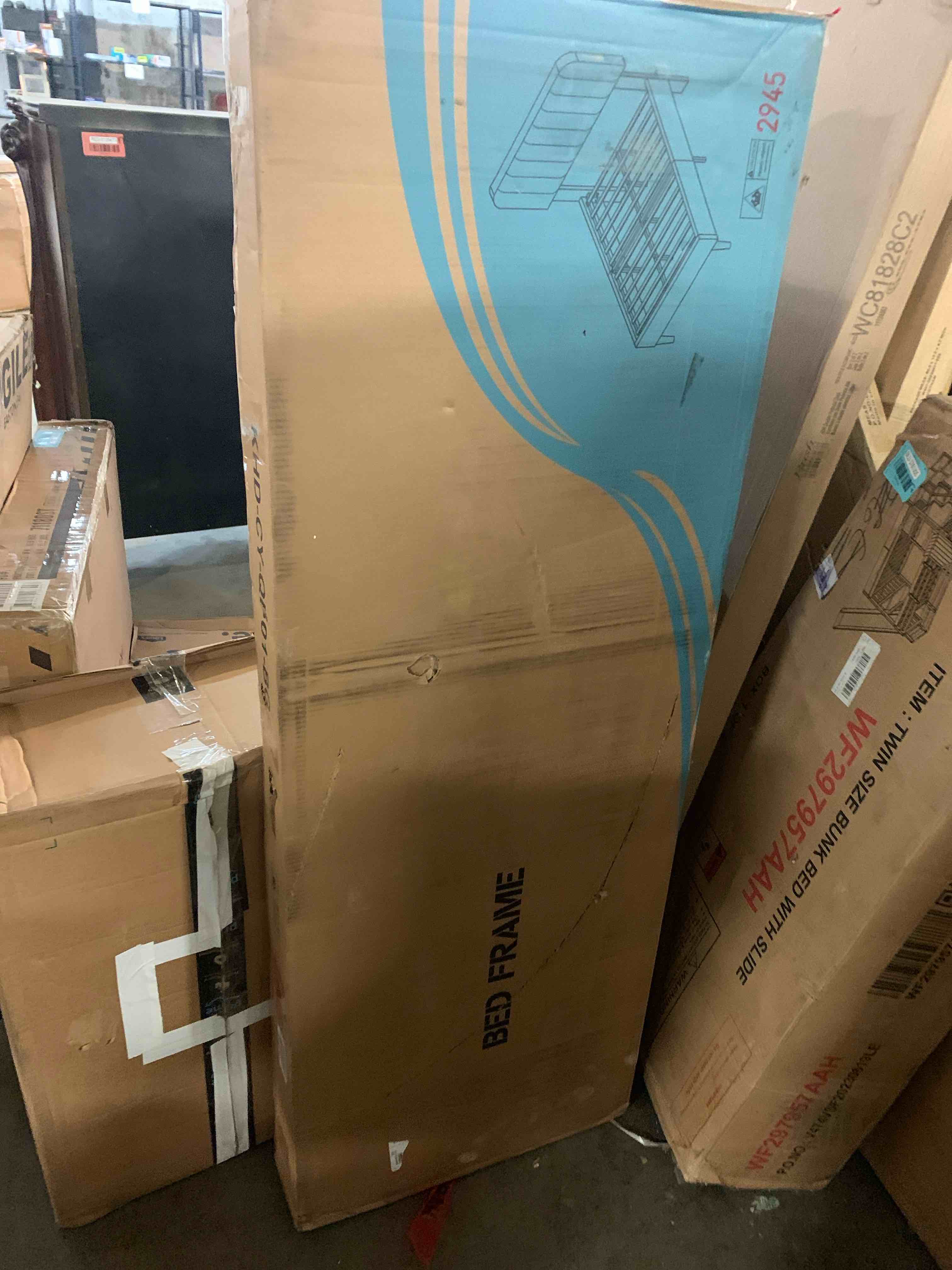 https://s3.amazonaws.com/lotting-images-prod/phillipi/BLU3761315_1704729161471.jpeg