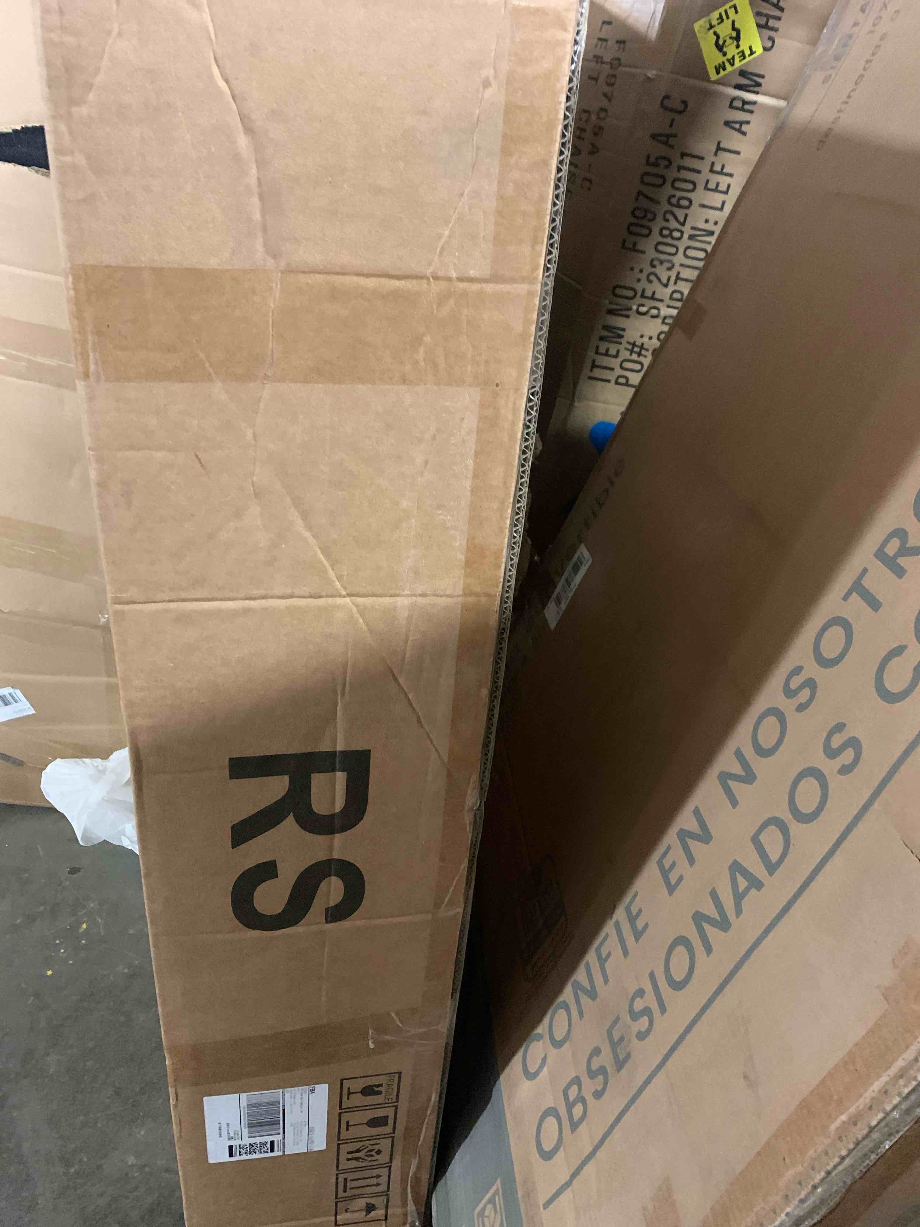 https://s3.amazonaws.com/lotting-images-prod/phillipi/BLU3761328_1704733663359.jpeg