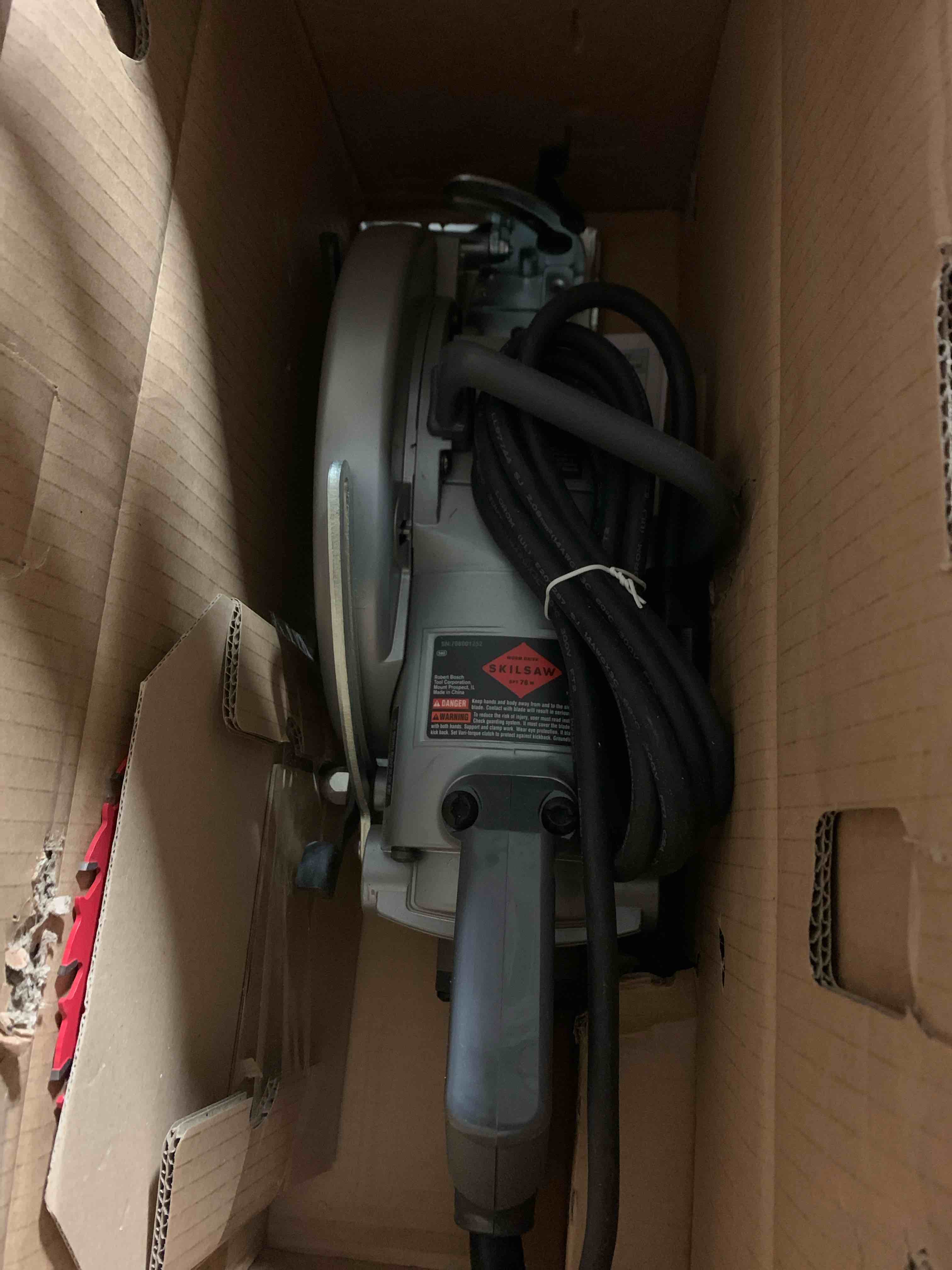 https://s3.amazonaws.com/lotting-images-prod/phillipi/BLU3761338_1704741319722.jpeg