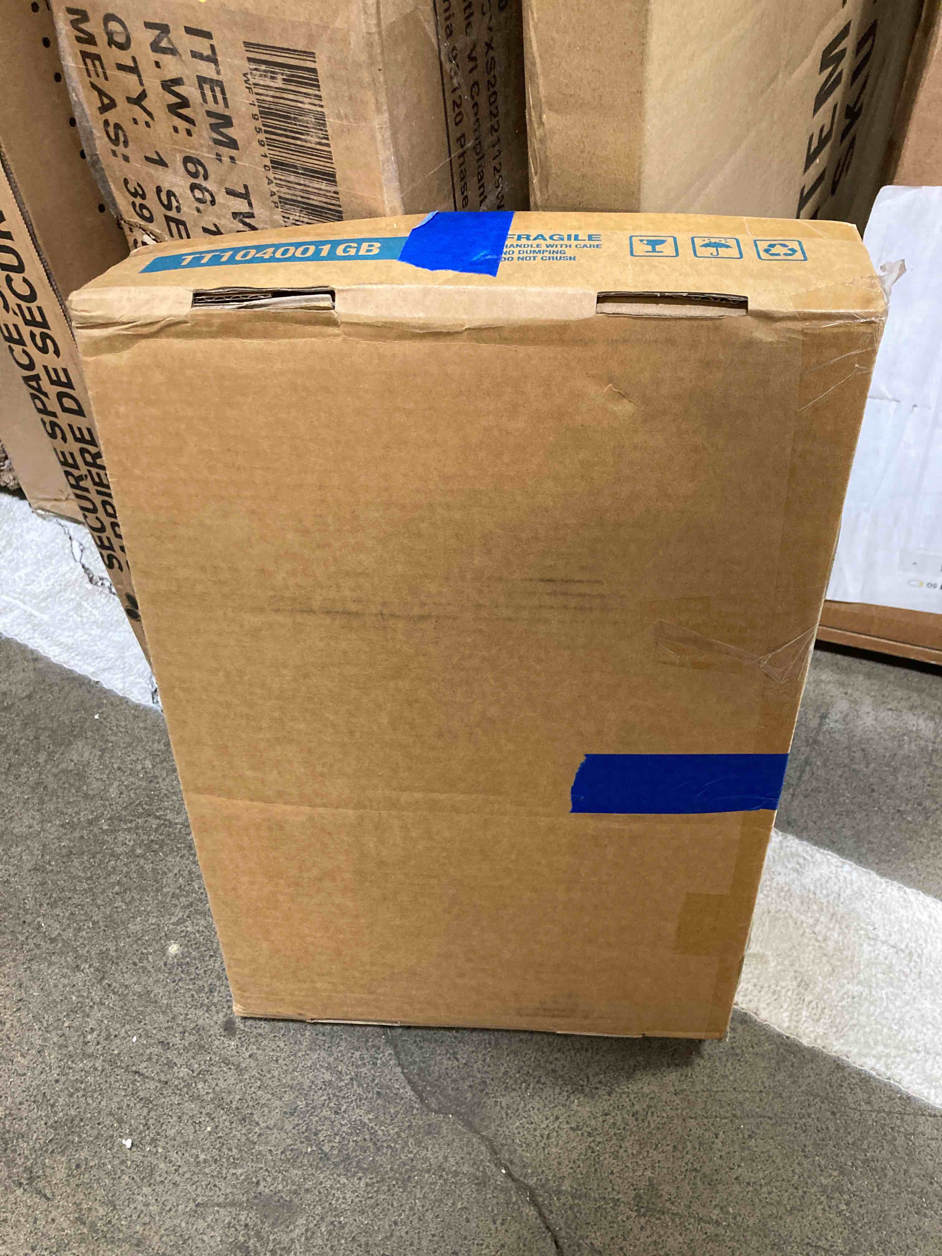 https://s3.amazonaws.com/lotting-images-prod/phillipi/BLU3961010_1684772923319.jpeg